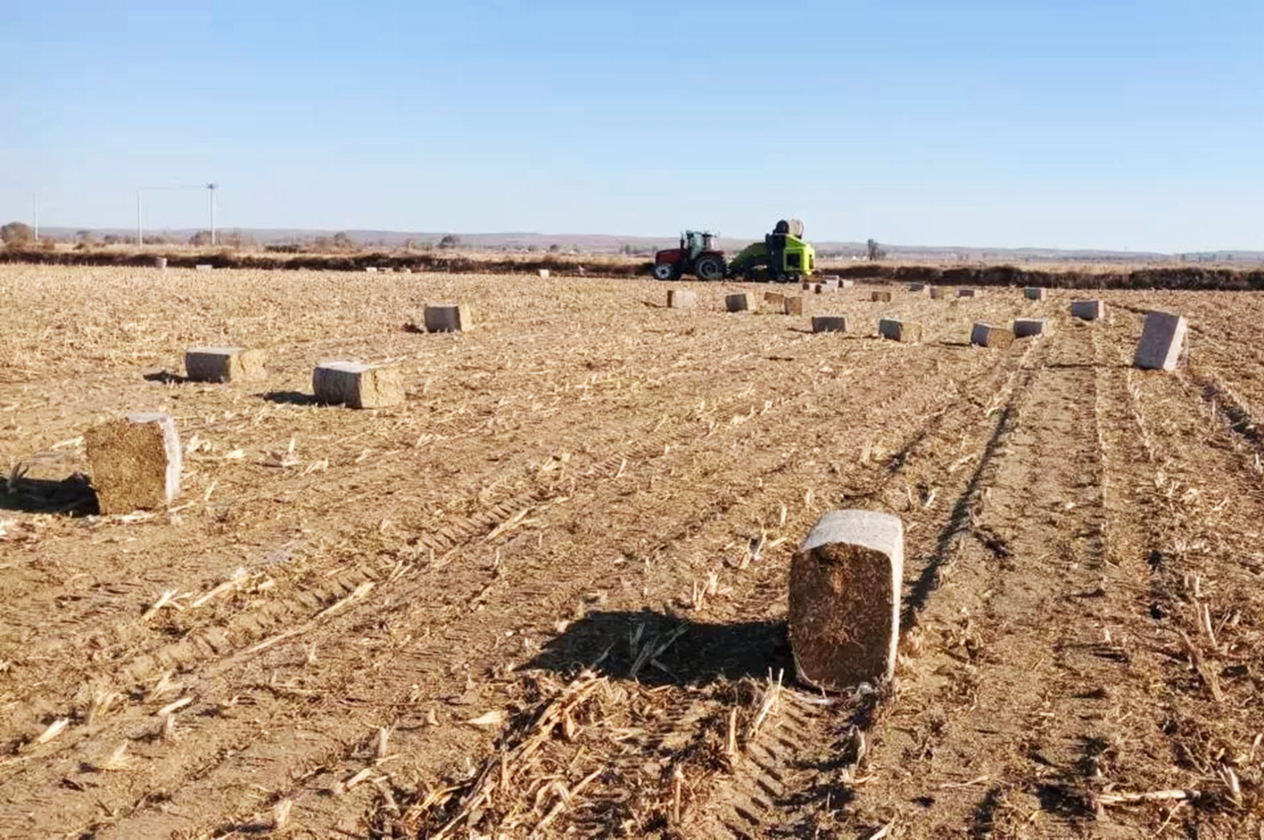 污染源变成新资源内蒙古农村秸秆回收见闻