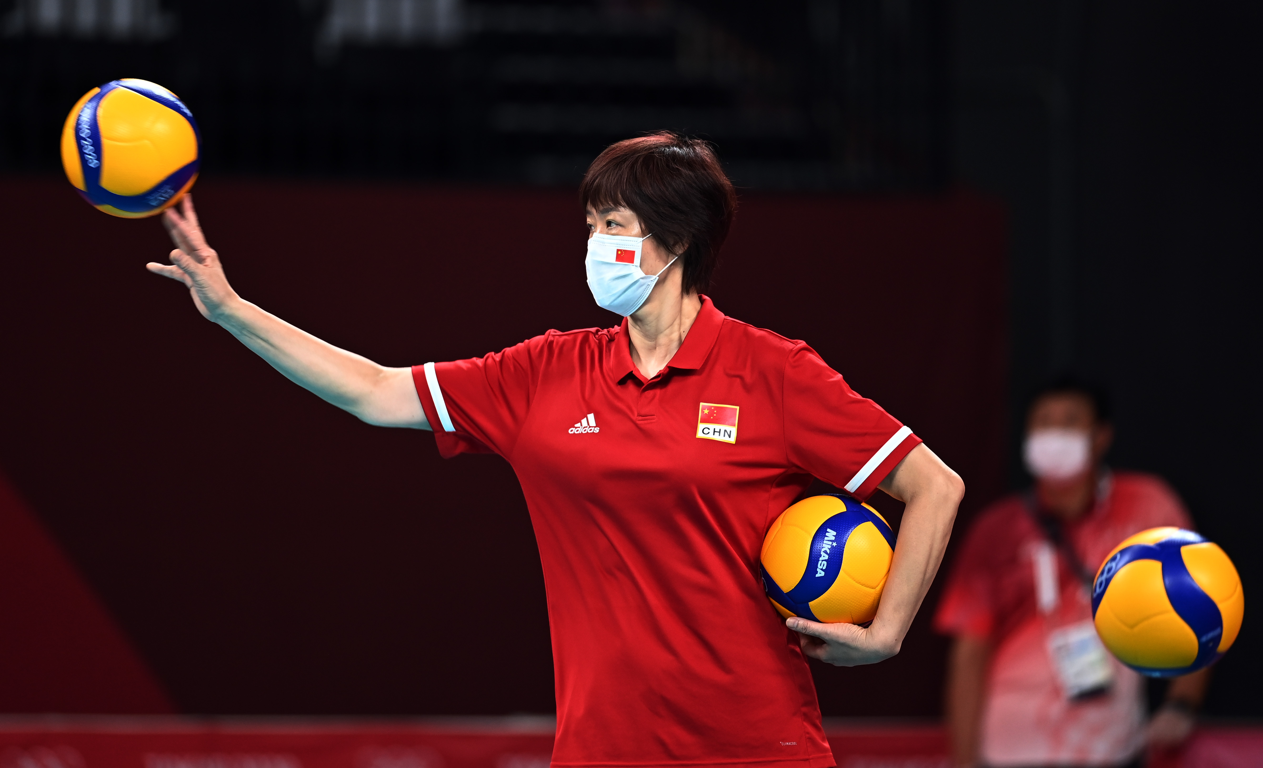 郎平承认,在缺乏高水平比赛条件下的长期集训是她最近九年执教中国队