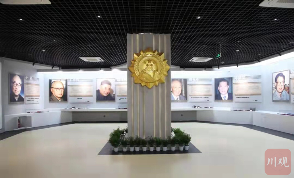 中物院两弹一星功勋厅正式开展功勋珍贵文物首次与公众见面