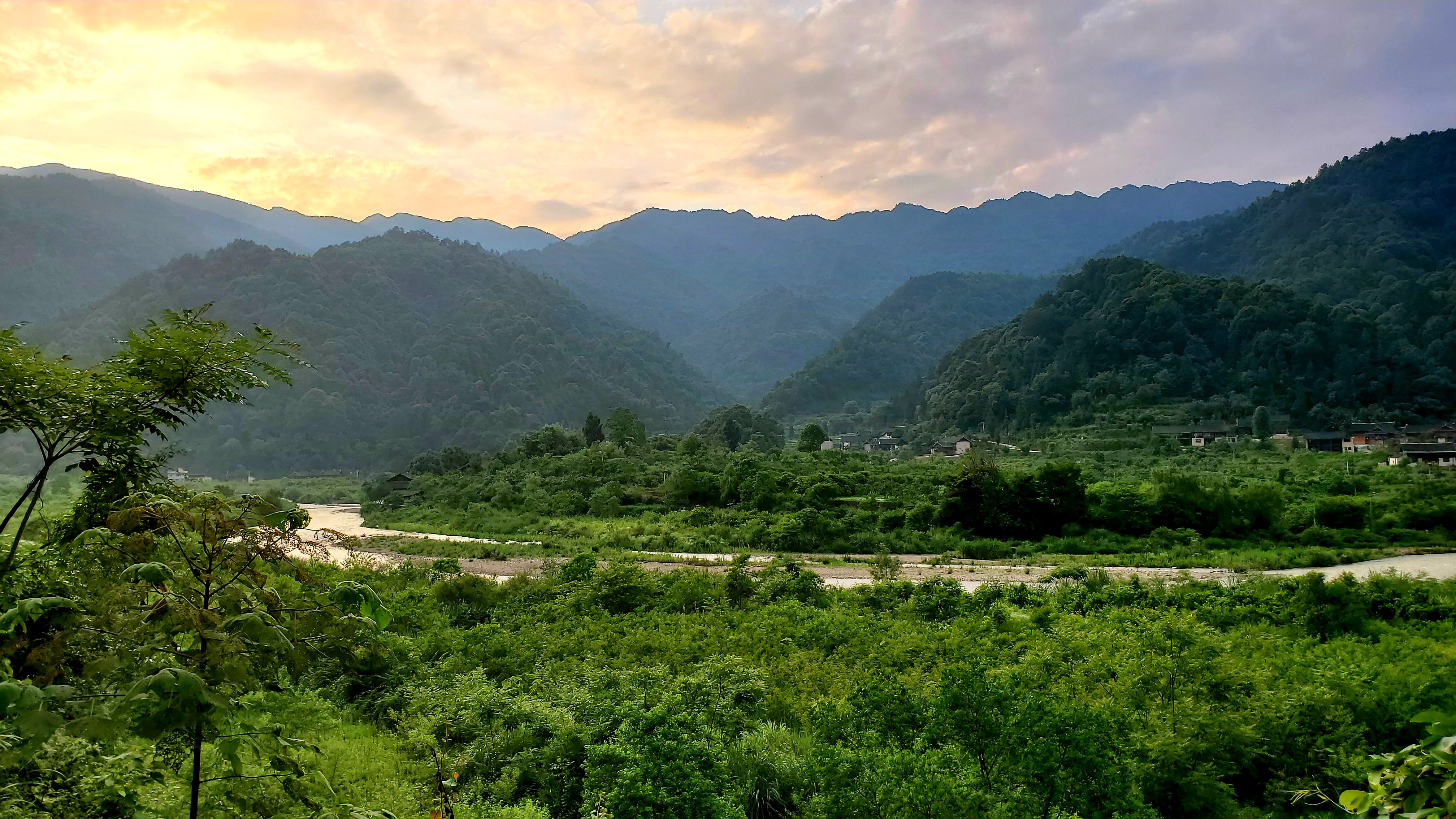 石阡佛顶山风景区图片