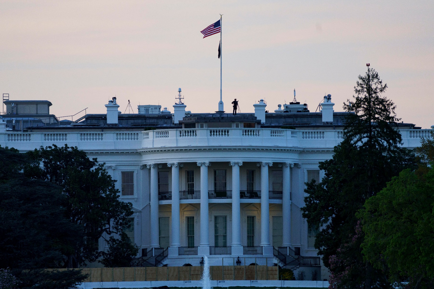 美国欲将部分驻阿富汗美军转至周边国家