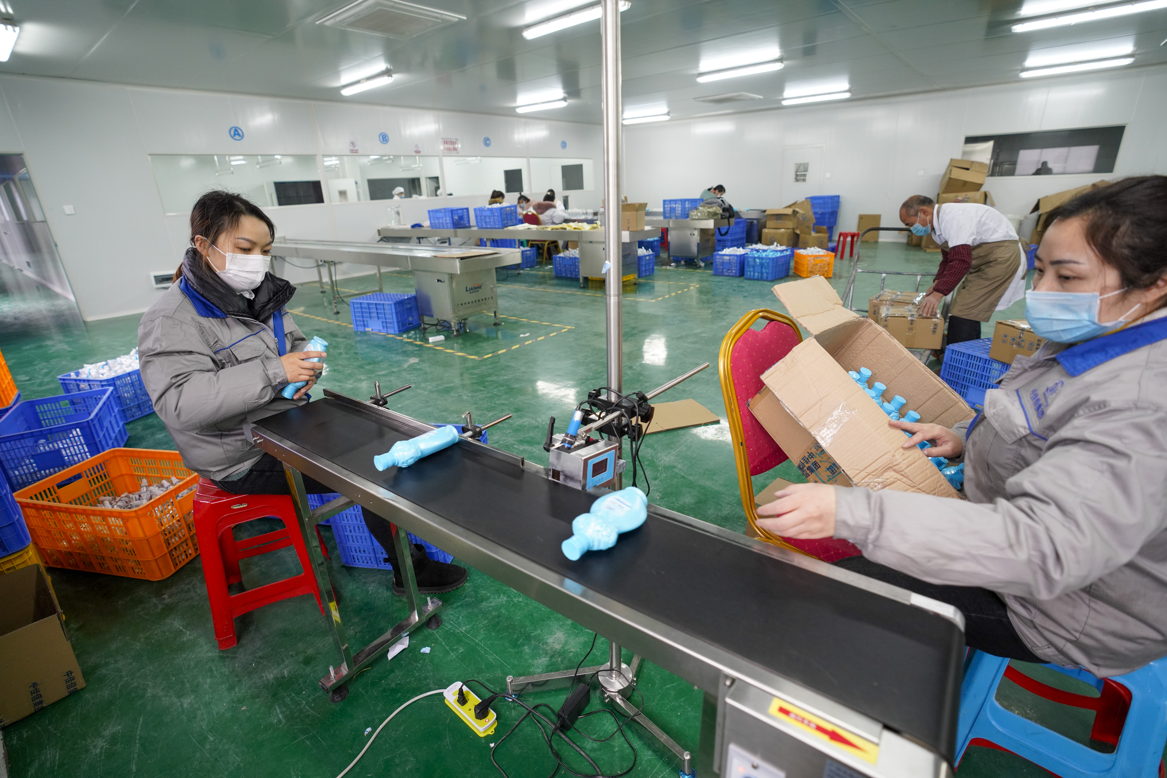 重庆南川企业应急开工日产60吨乙醇消毒液生产线快速投产