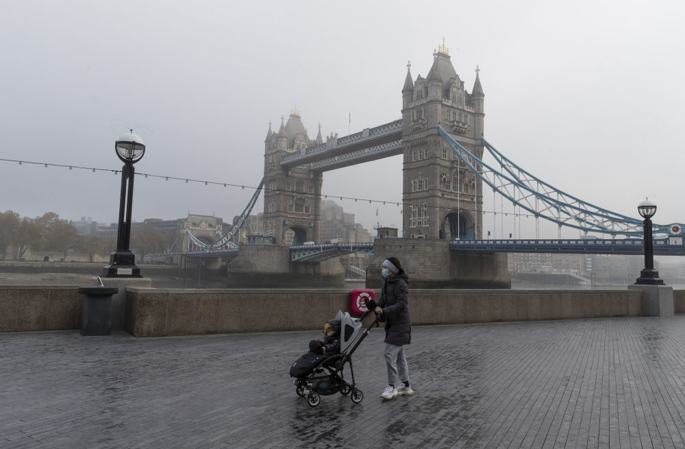 雾都伦敦开始实施大范围禁足措施