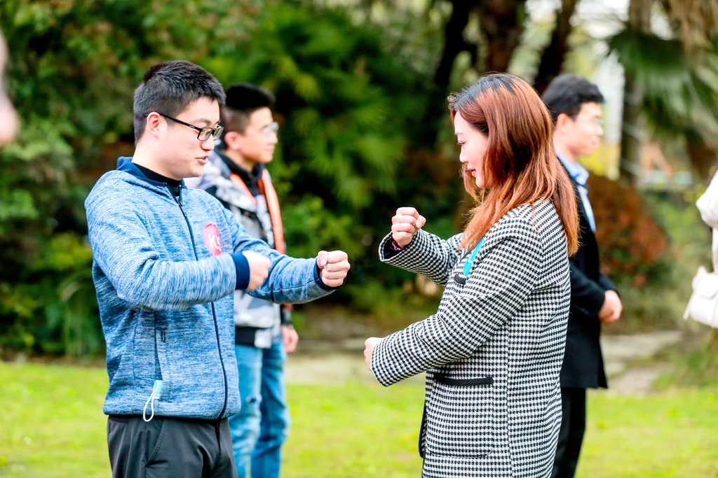 工会娘家人当红娘温江区348名单身职工联谊相亲