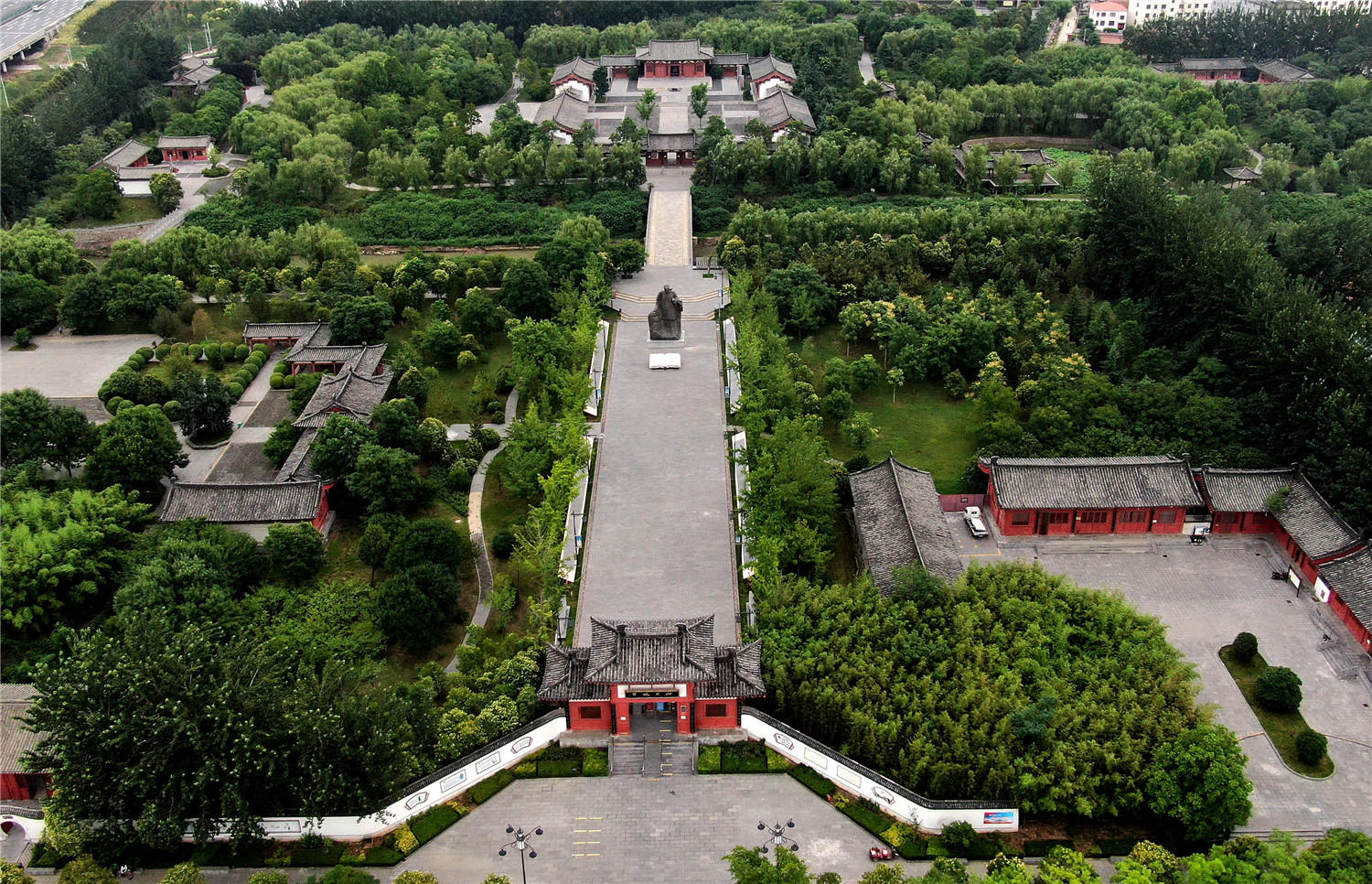 诗圣故里流淌着中国人千古情愁