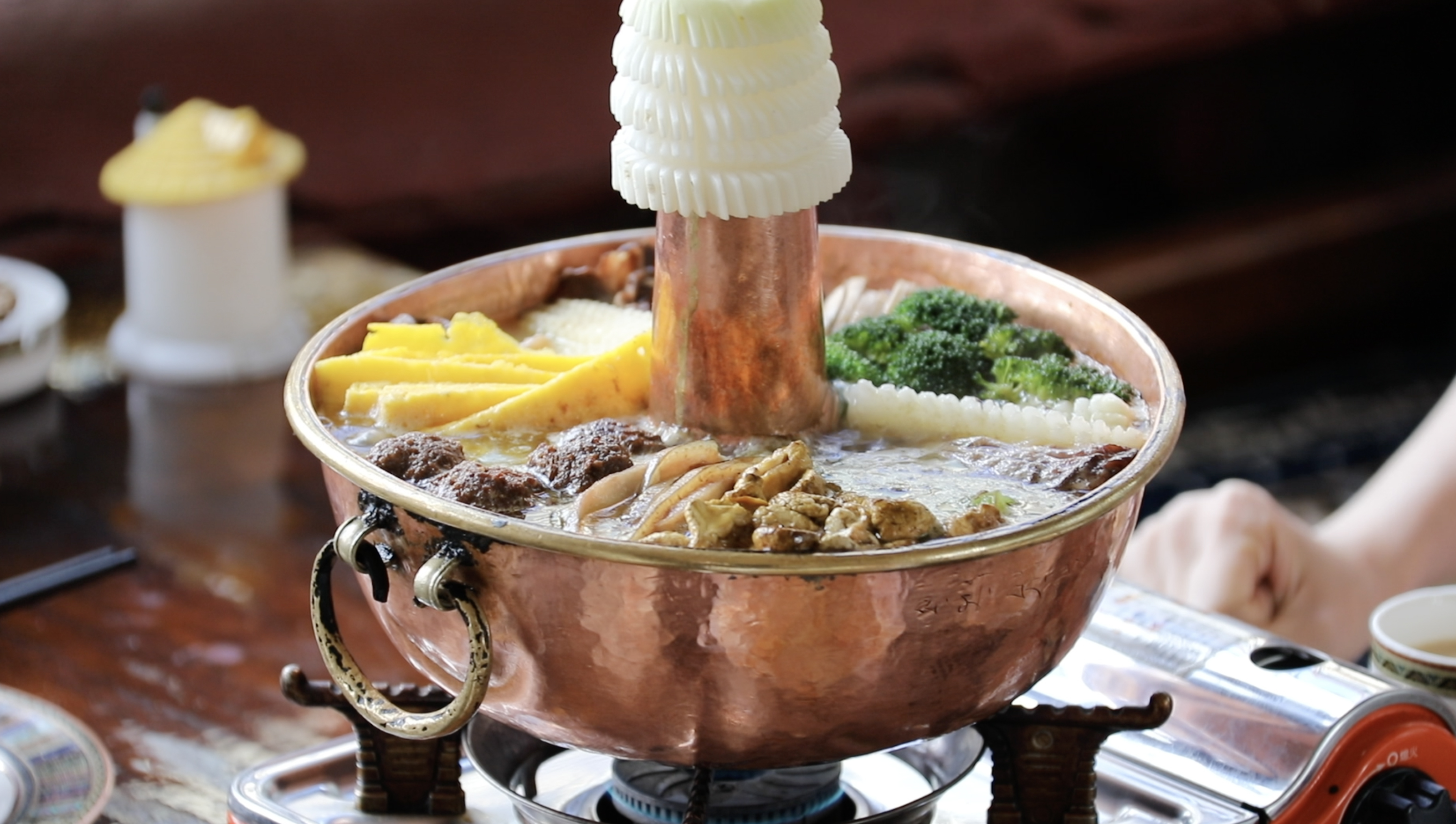 营养美味的藏式火锅.