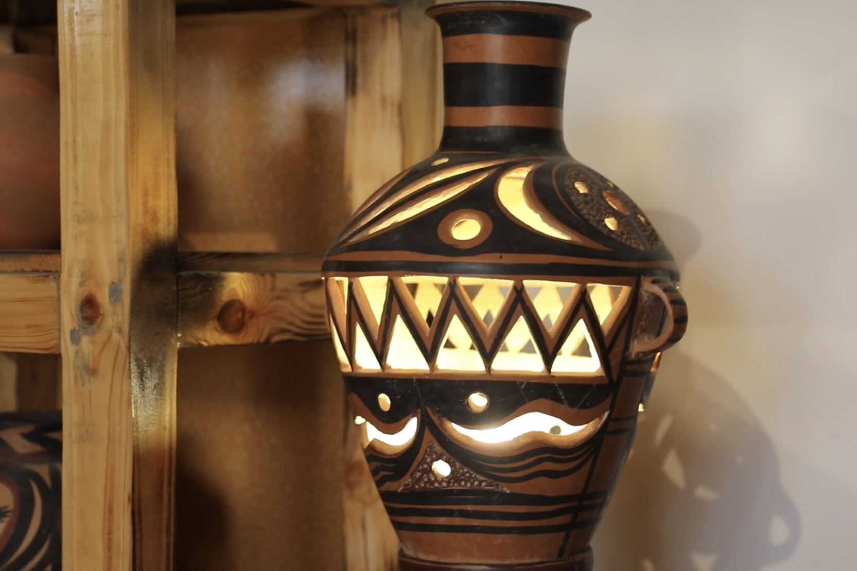 听非遗讲故事彩陶再现5000多年前的美