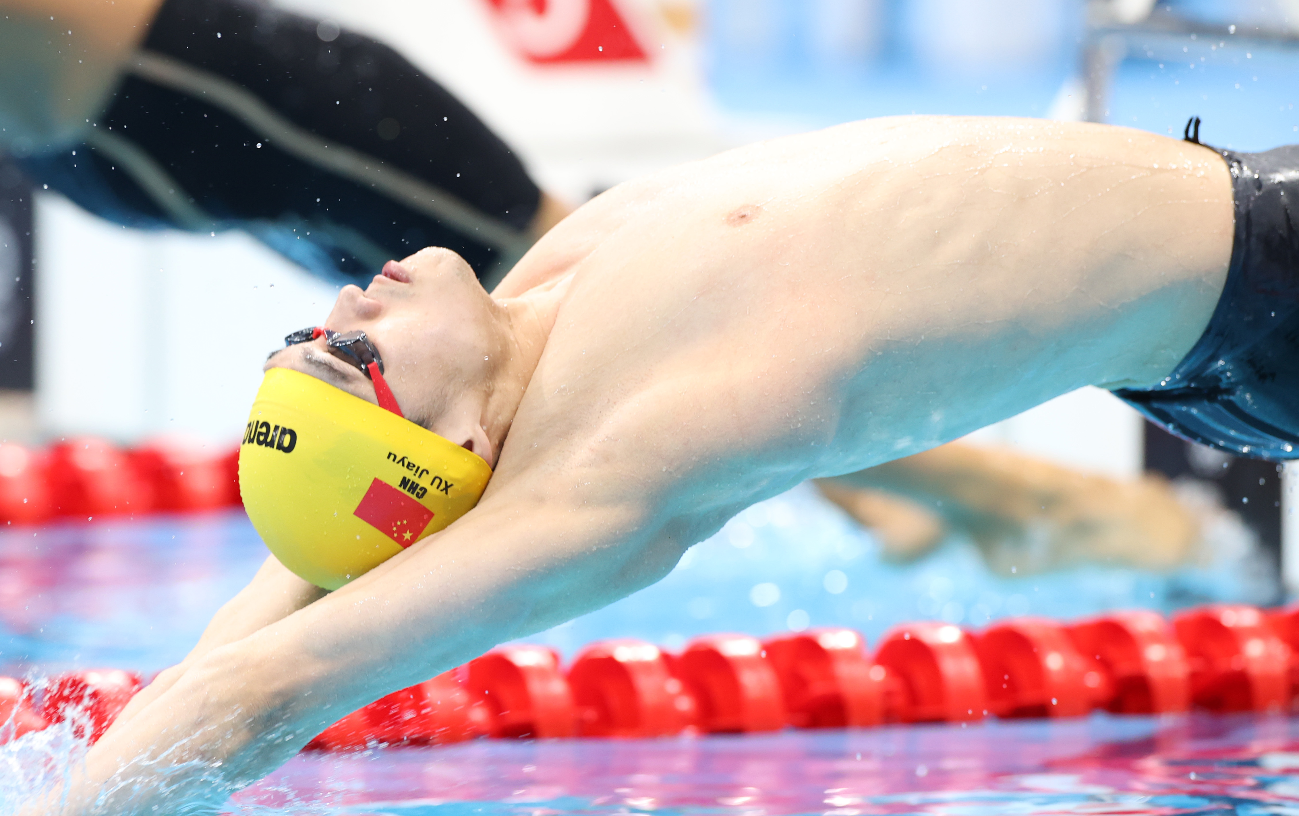 东京奥运会游泳综合徐嘉余拼得第五杨浚瑄余依婷期盼惊喜
