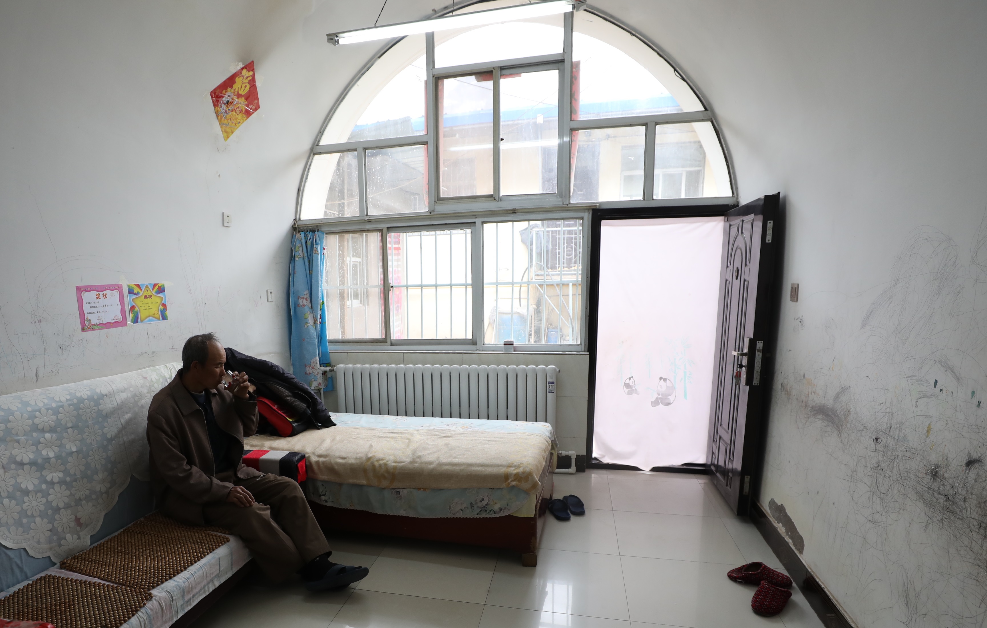 寒冬窑洞里有一股别样的暖流