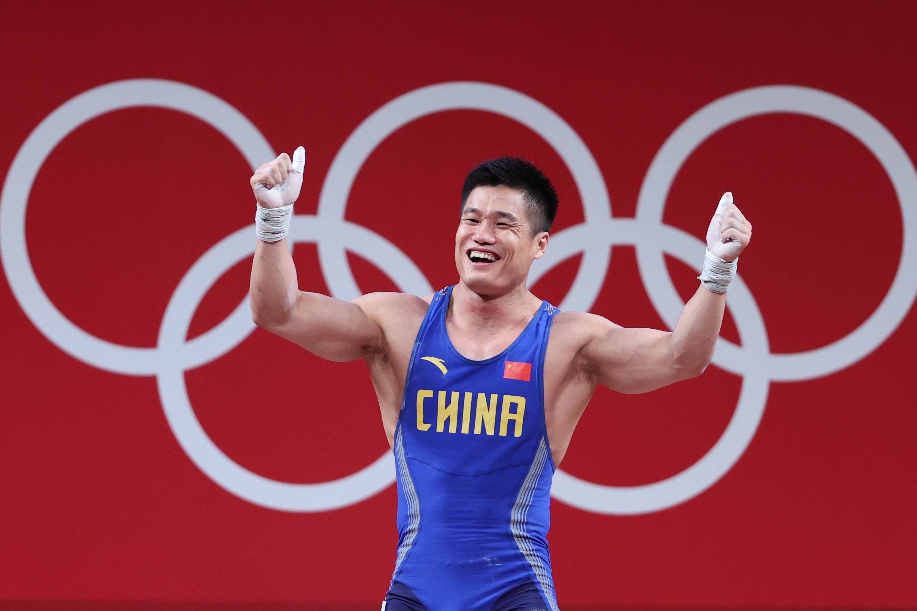 东京奥运会吕小军永远的神37岁高龄笑傲男举81公斤级