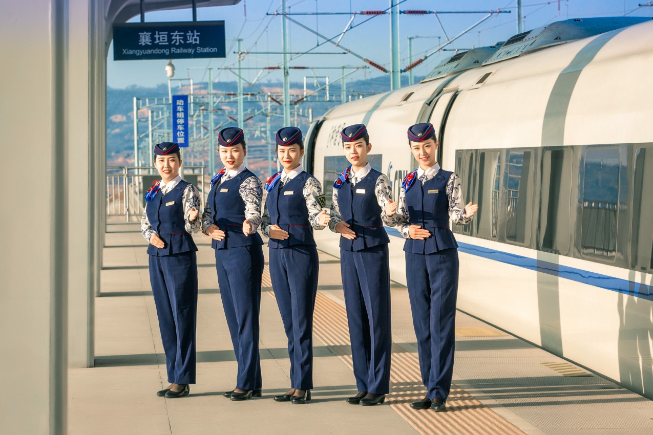 全国铁路7月1日零时起实施新图暑运同步开启_中国网
