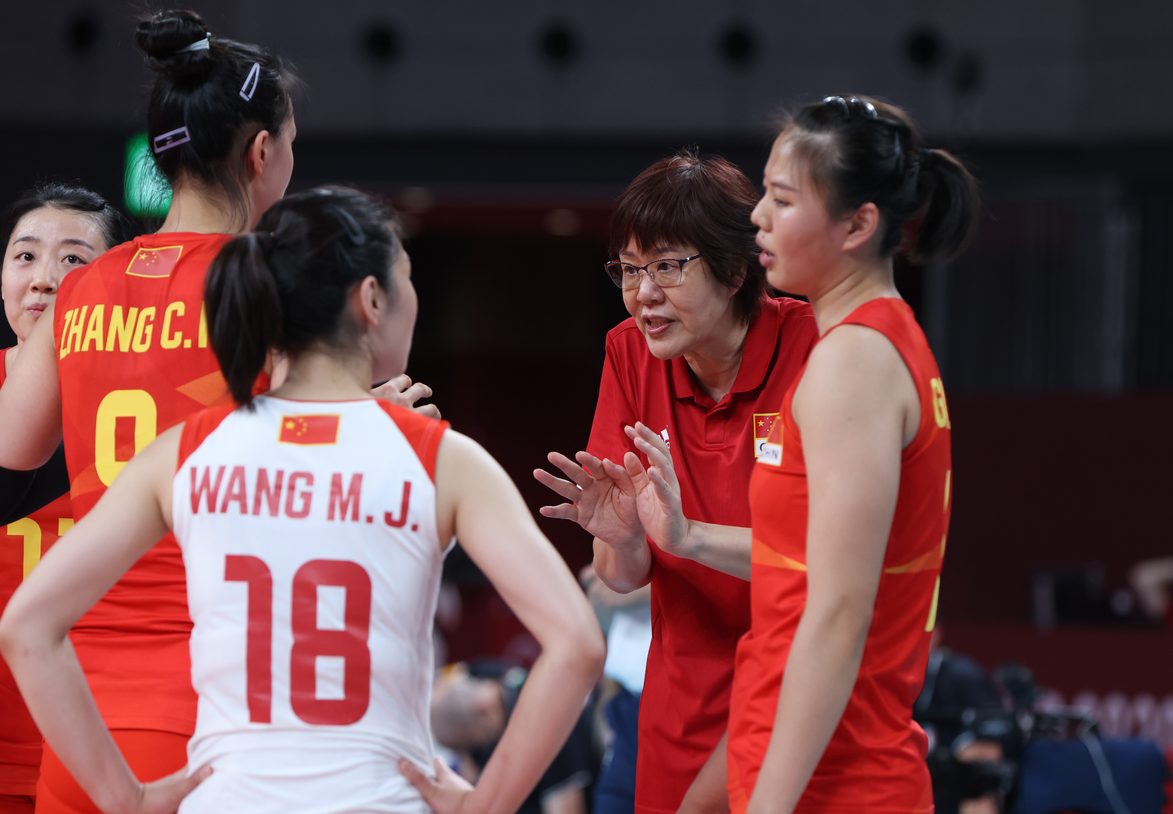 东京奥运会回首东京寄望未来专访中国女排主教练郎平