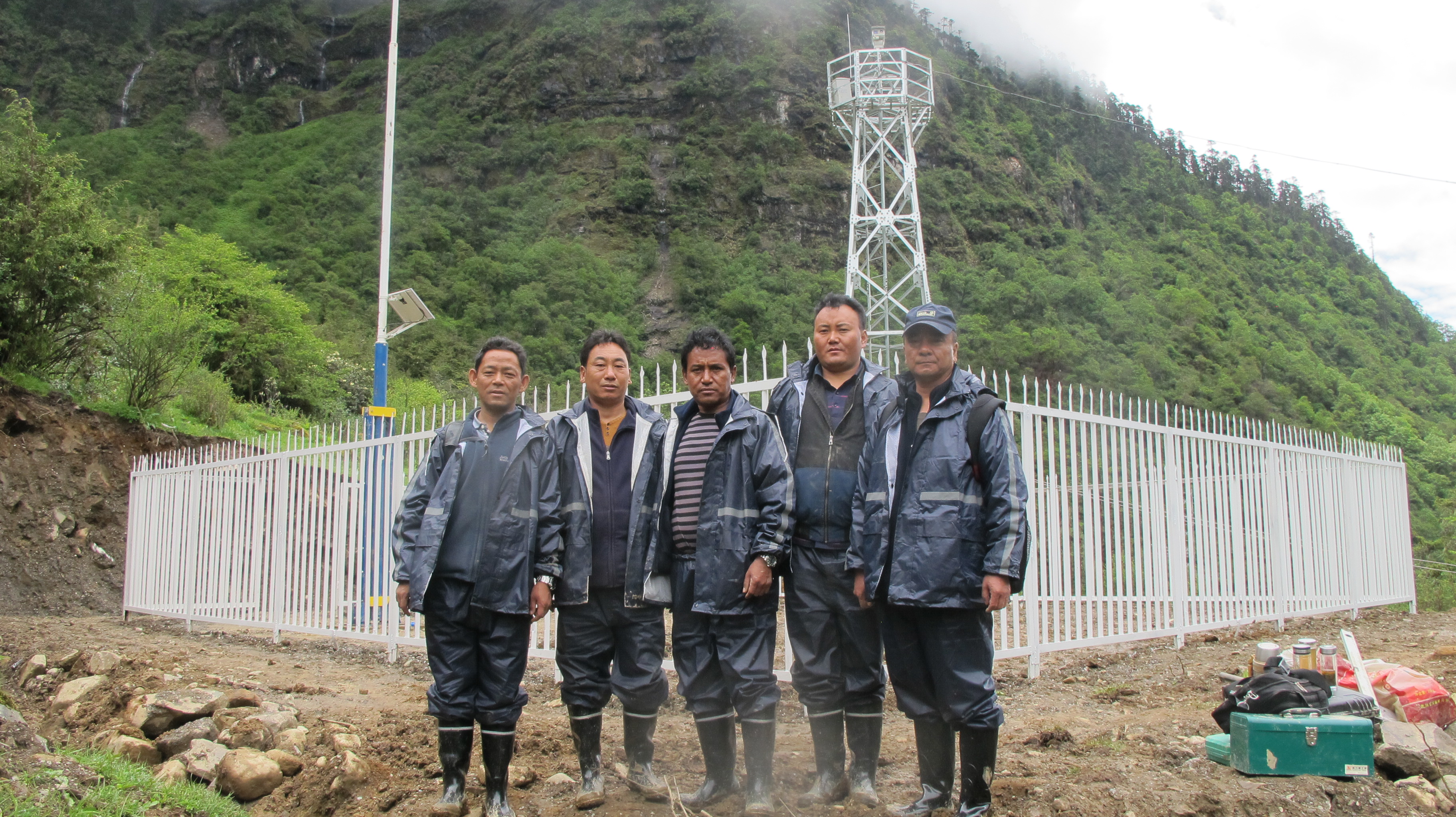 西藏山南市隆子县玉麦乡曾被称为"中国人口最少乡,地处喜马拉雅山脉