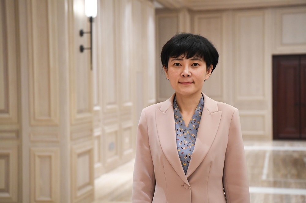 读书班笔记①四川省卫健委党组书记敬静以人民为中心加快建设健康四川