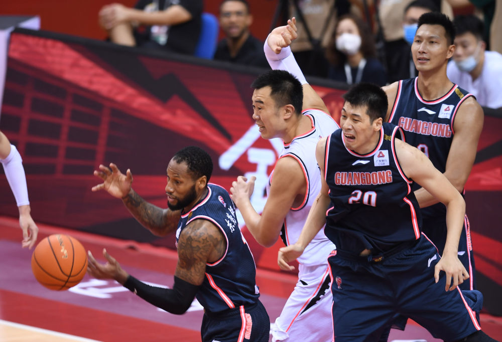 cba辽宁22分逆转广东总决赛扳成11平