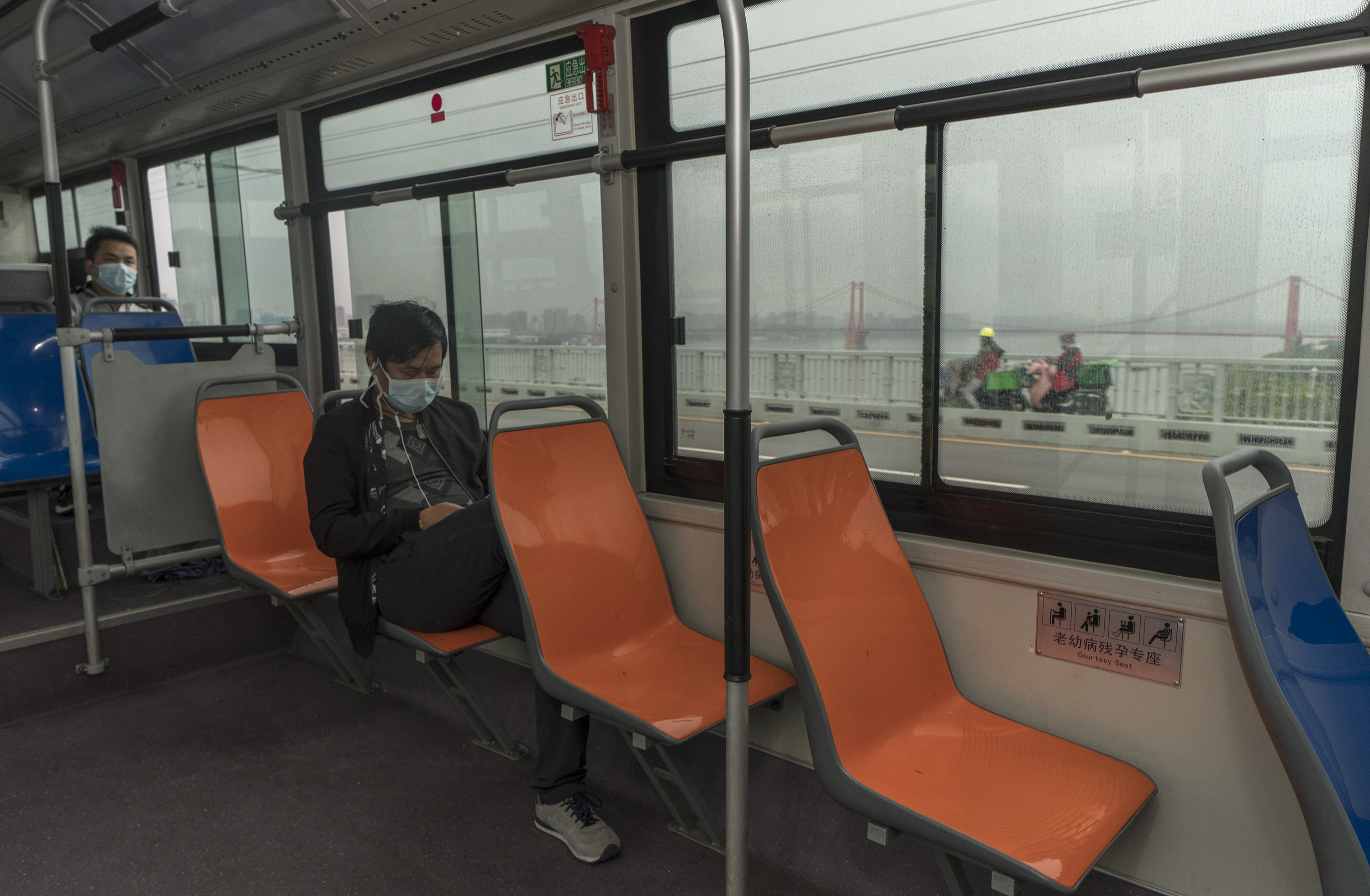武汉公交车图片内部图片