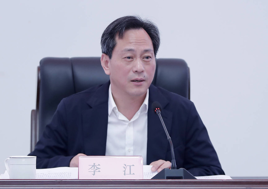 李江紧扣宣讲主题,重点围绕党和国家事业取得的历史性成就和改革发展