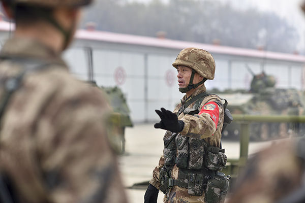 第83集团军某旅合成营全员全装全弹种实战化准备演练见闻