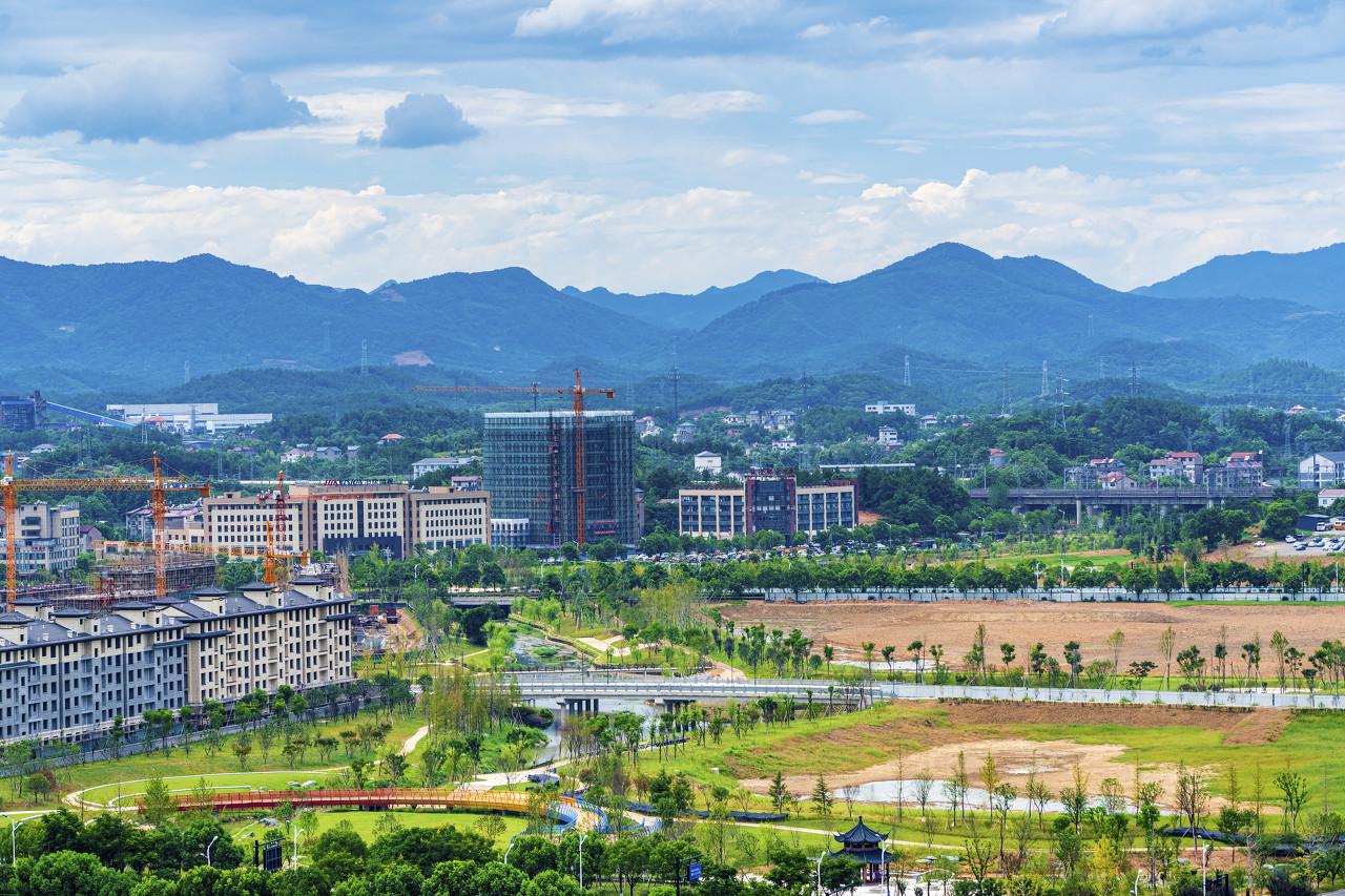 新华视点|啥情况?有的县城房价涨到了三四万元