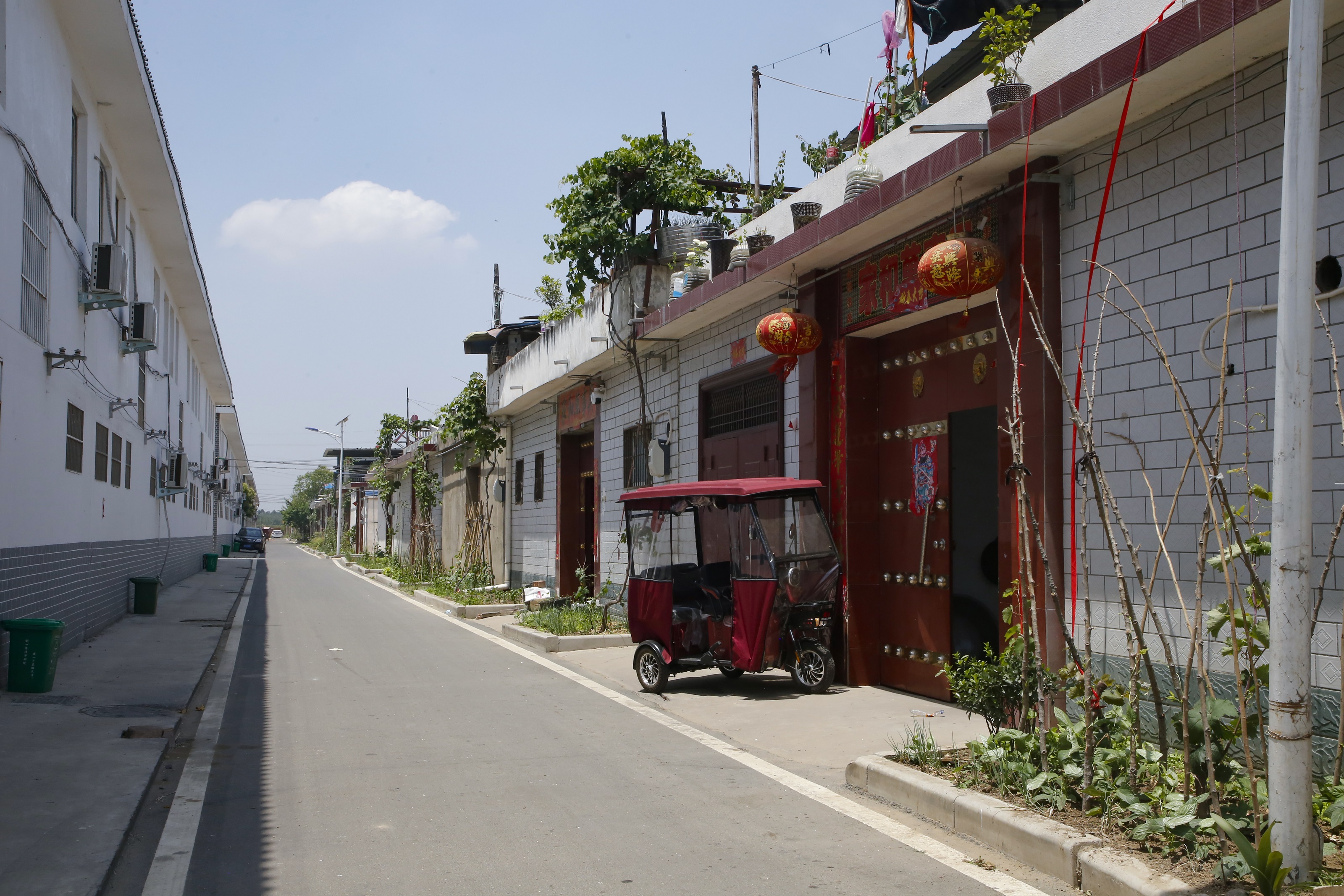 2009年整村从南阳市淅川县盛湾镇马川村搬迁到宝丰县