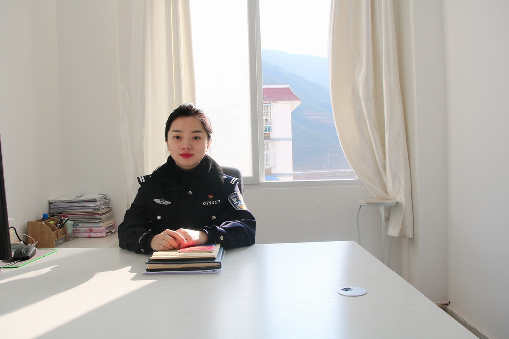 挂职县公安局副局长这位援凉女警干的第一件事是