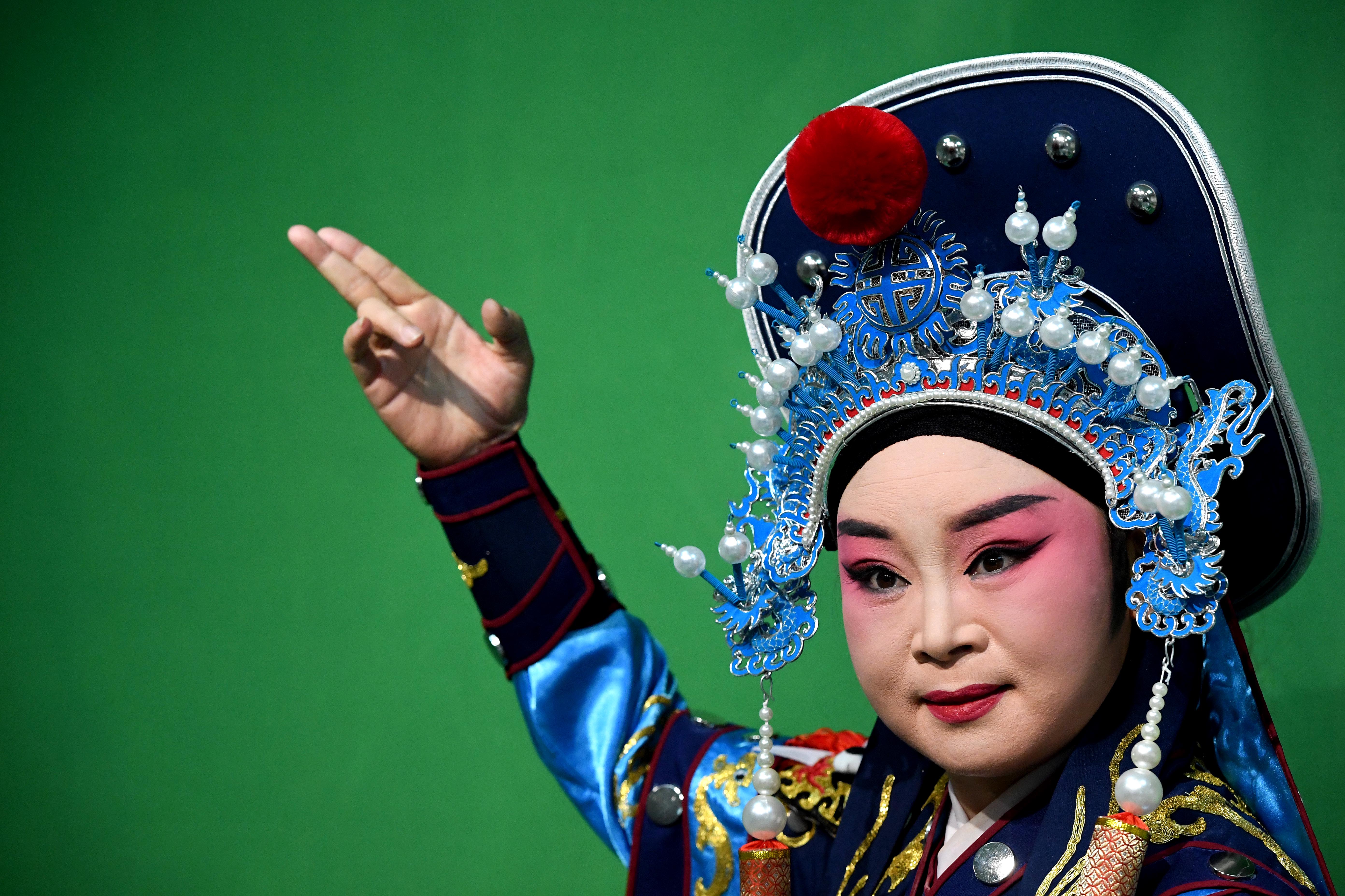 李金玲和她的豫剧云表演