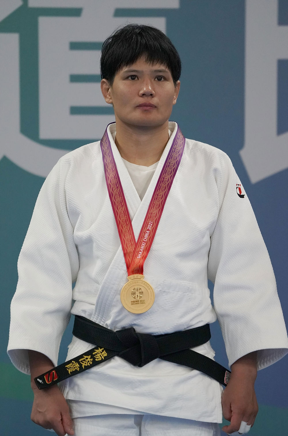 在西安举行的全国柔道冠军赛女子63公斤级比赛中,杨俊霞获得冠军