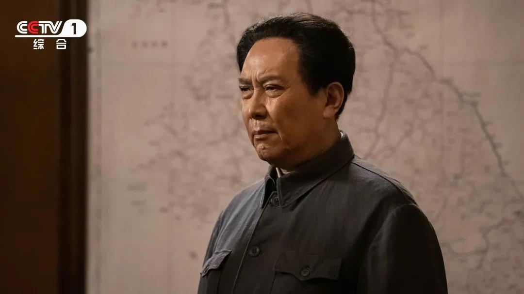 跨过鸭绿江抢先看该打的打该谈的谈不怕敌人勒索和讹诈