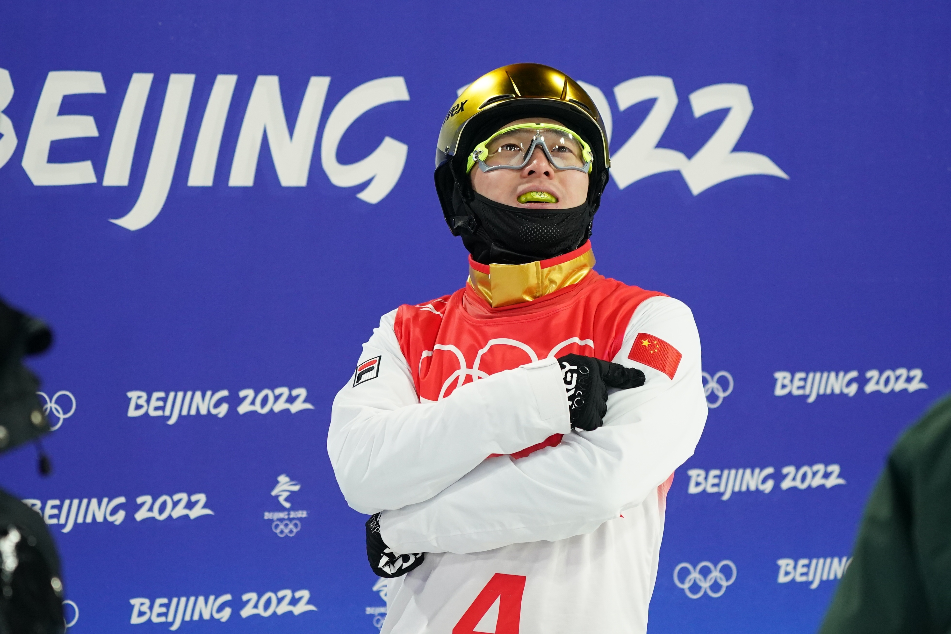 齐广璞晋级自由式滑雪男子空中技巧决赛次轮