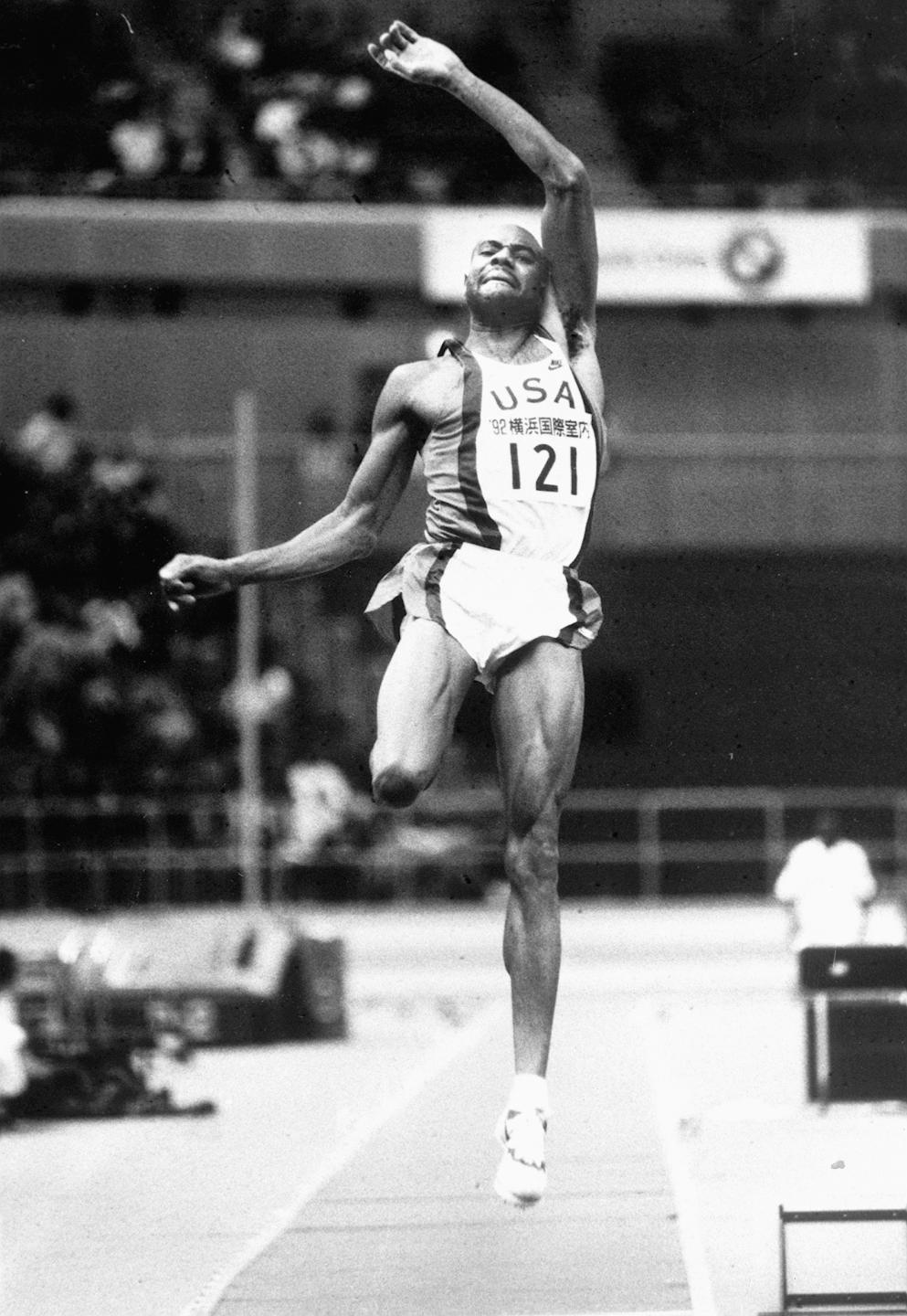 王嘉男让我想起1991年的鲍威尔专访中国田协美籍教练兰迪