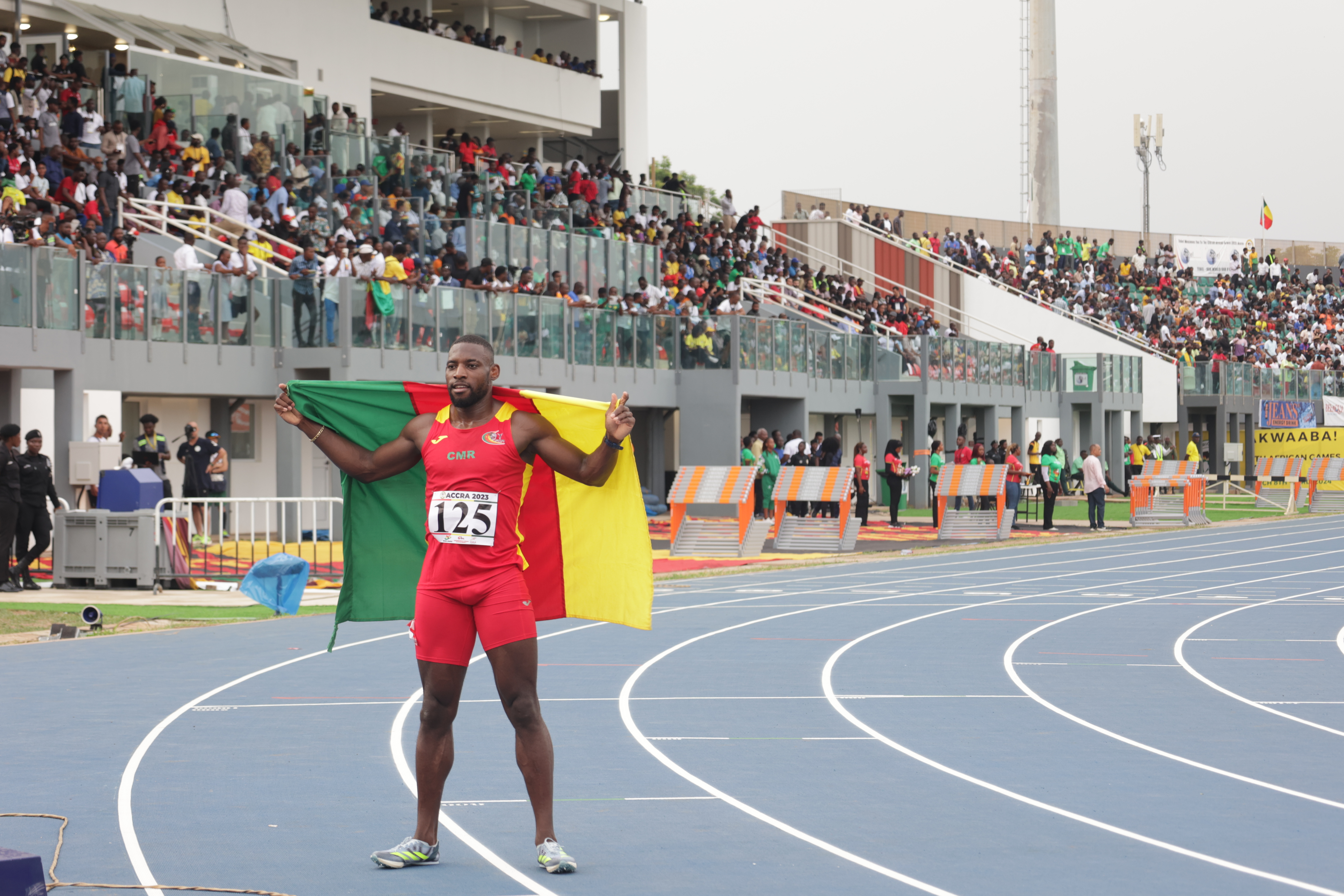 非洲运动会"飞人大战"喀麦隆老将夺冠