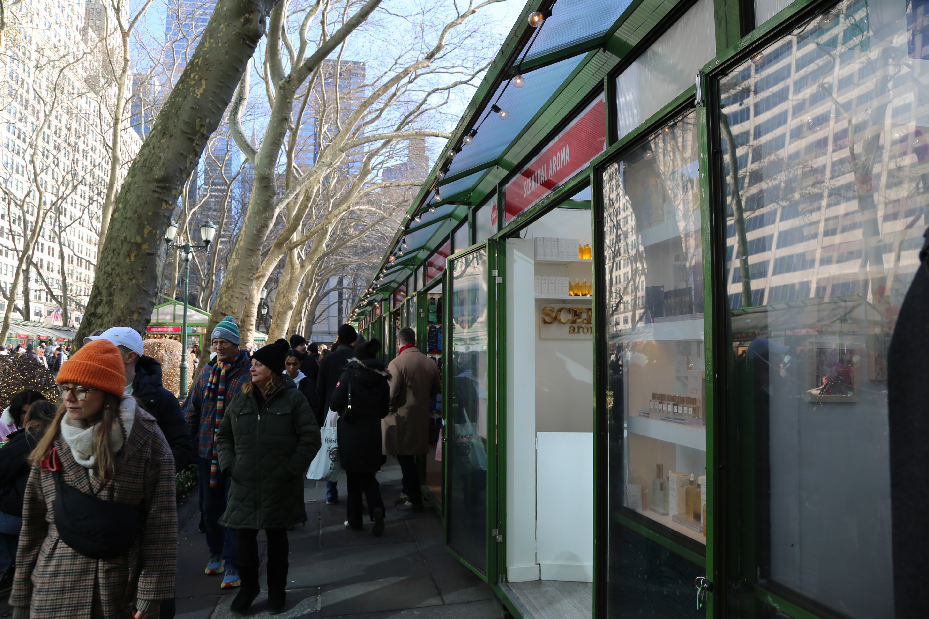 担忧物价和经济前景更多美国人走进二手商店