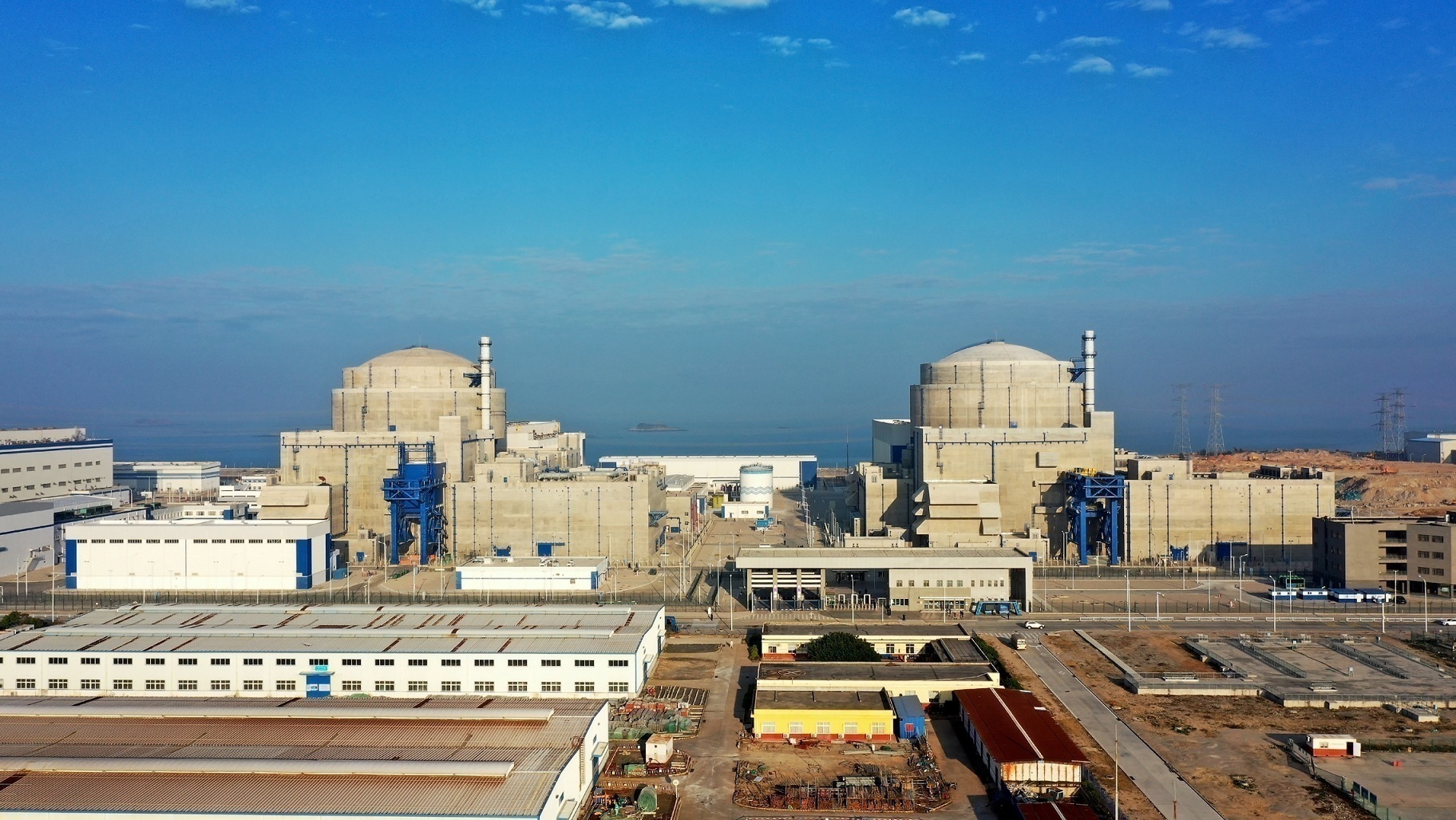 我国自主研发三代核电华龙一号示范工程全面建成投运