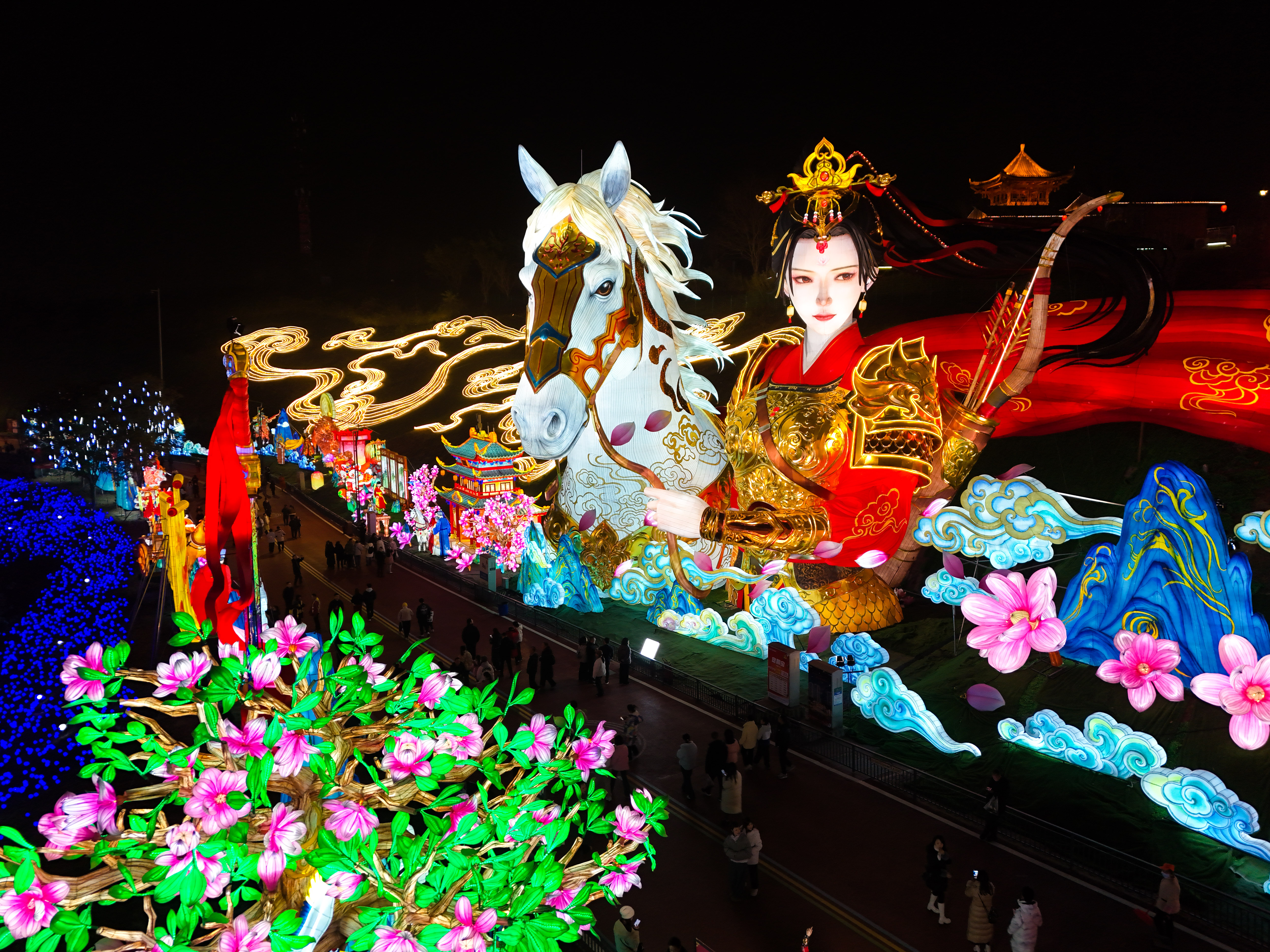自贡彩灯出海“圈粉” 全球