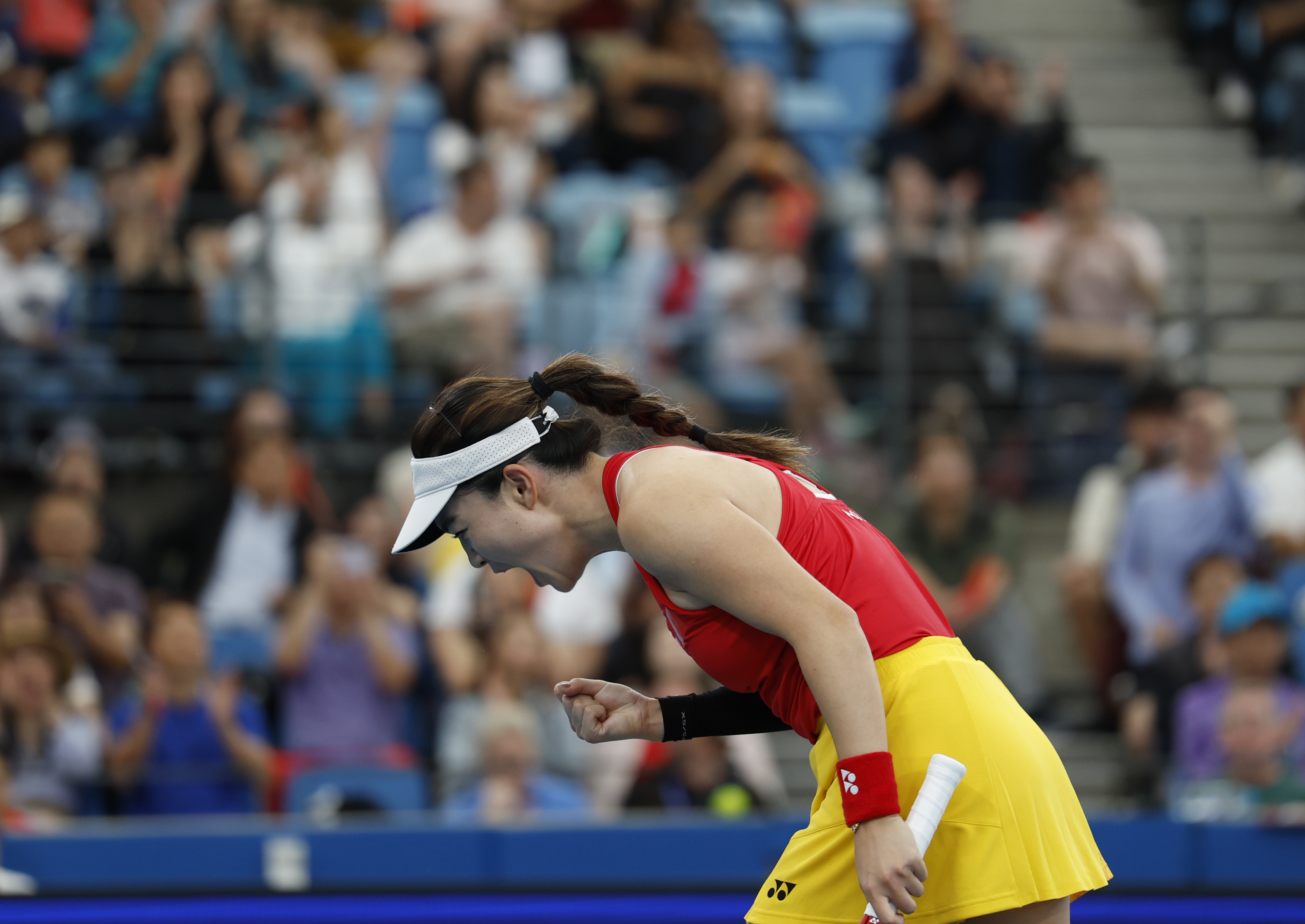 网球联合杯：中国队首轮逆风翻盘力克比利时队