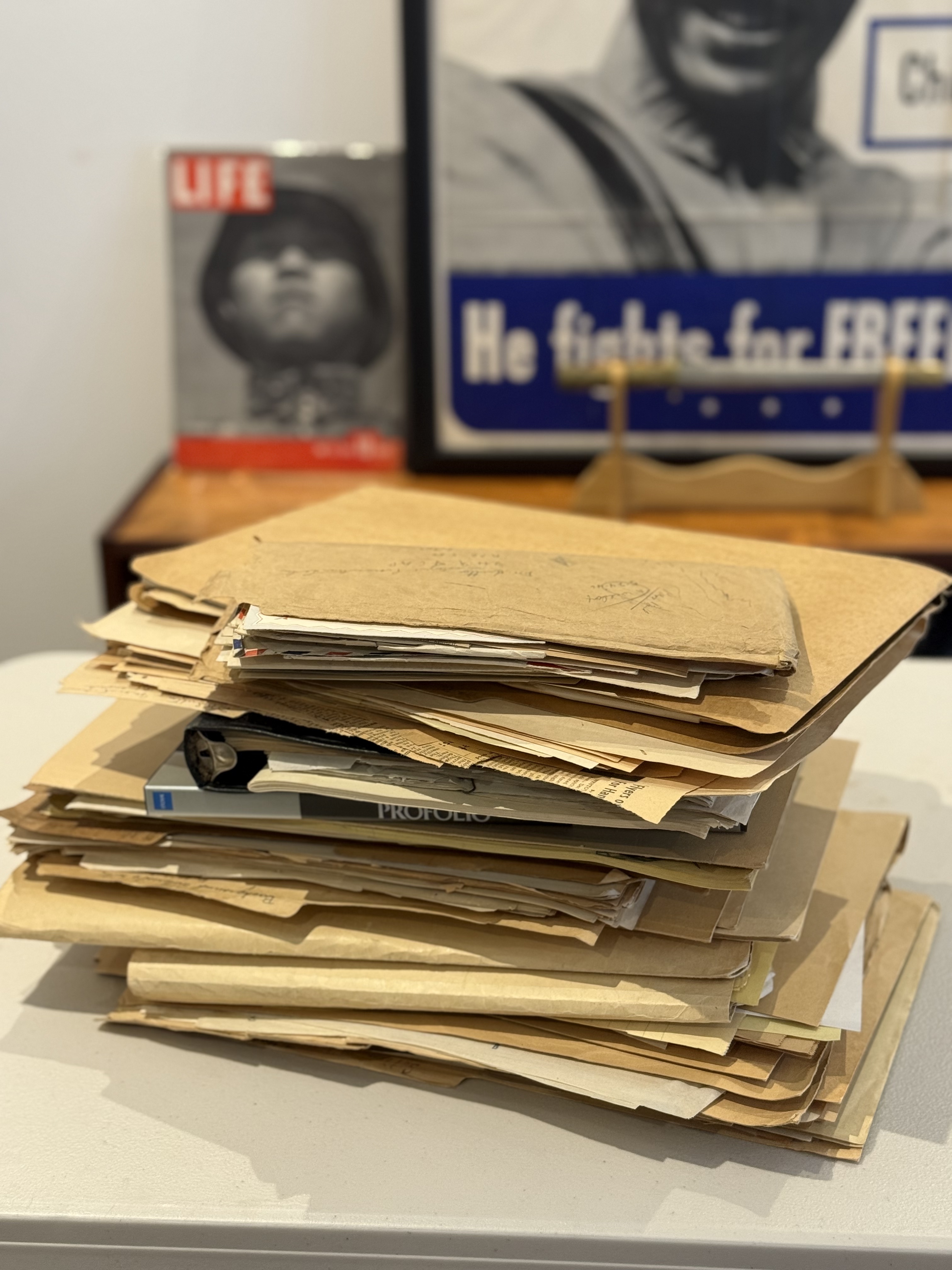 东京审判核心检察官私人档案重现加拿大华人30万元购得“被遮蔽的记忆”