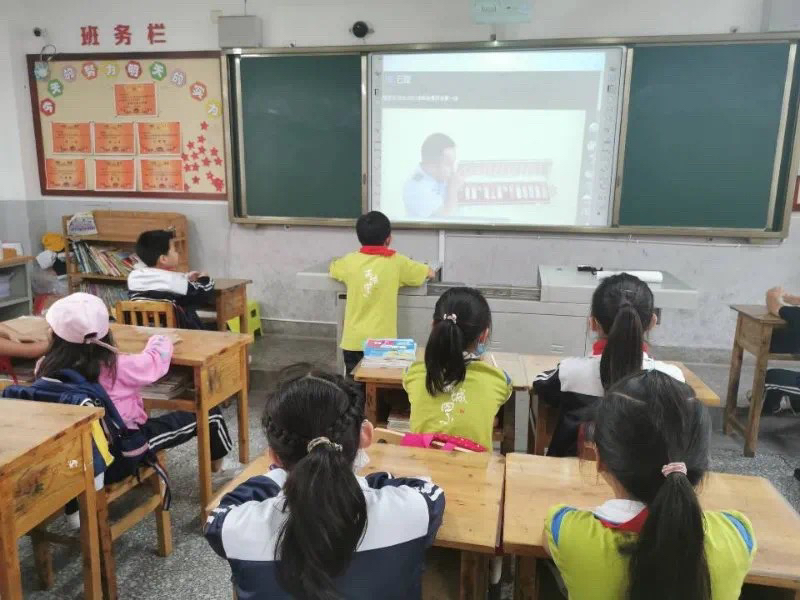 创新视角下的思想政治教育方法论解锁心灵成长的秘密钥匙