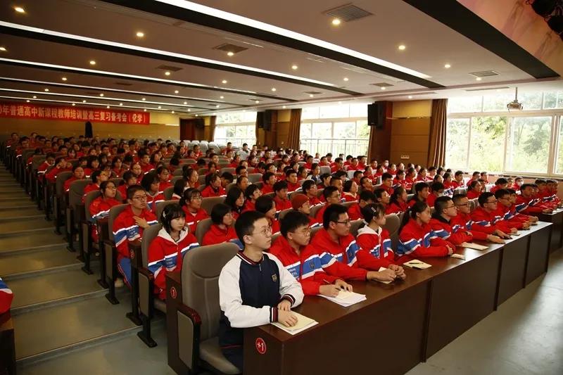 高三学生如何提高记忆力 四川内江六中用一堂讲座来揭秘