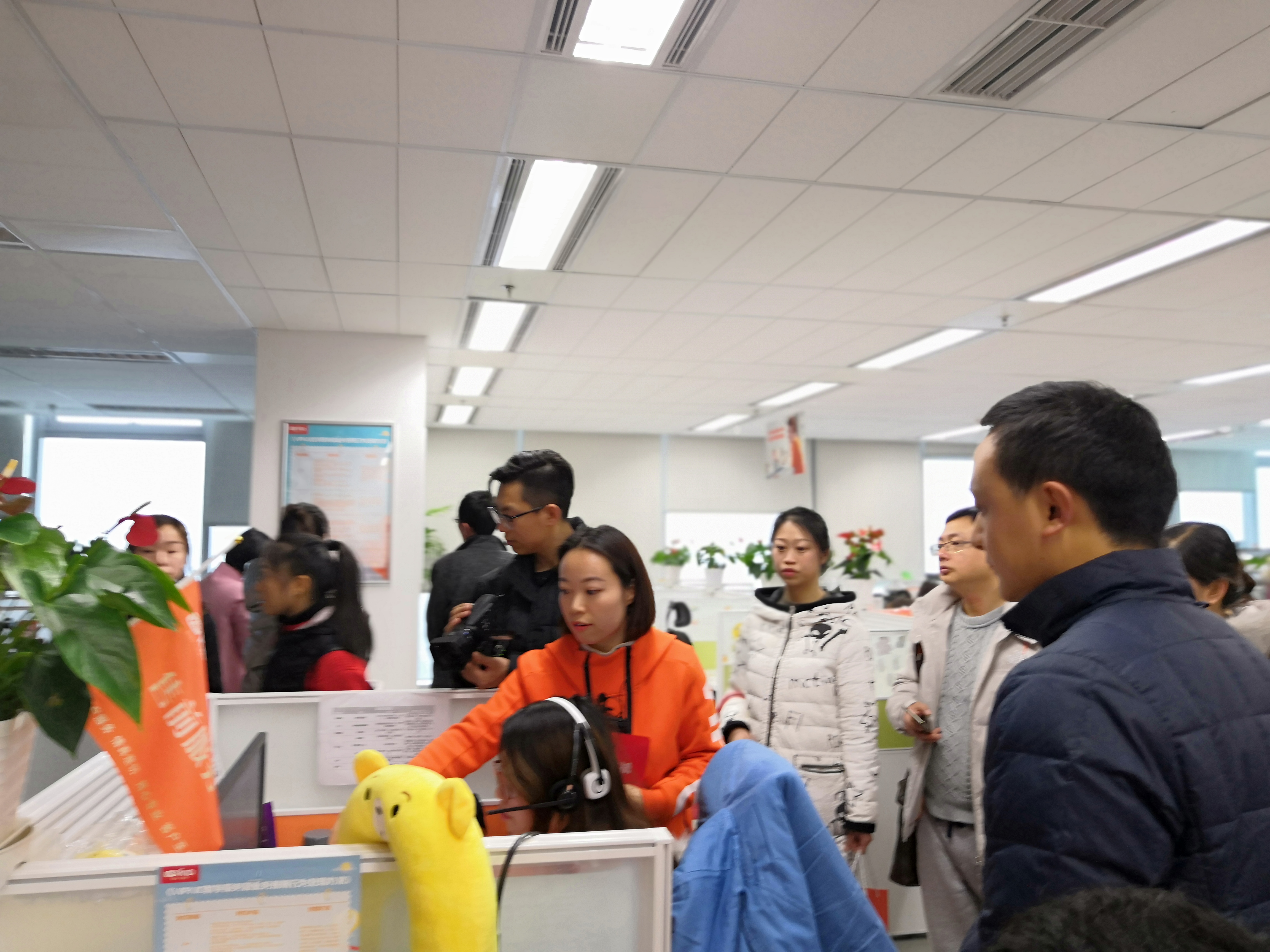 成都家长组团深扒培训机构 看这三家培训机构