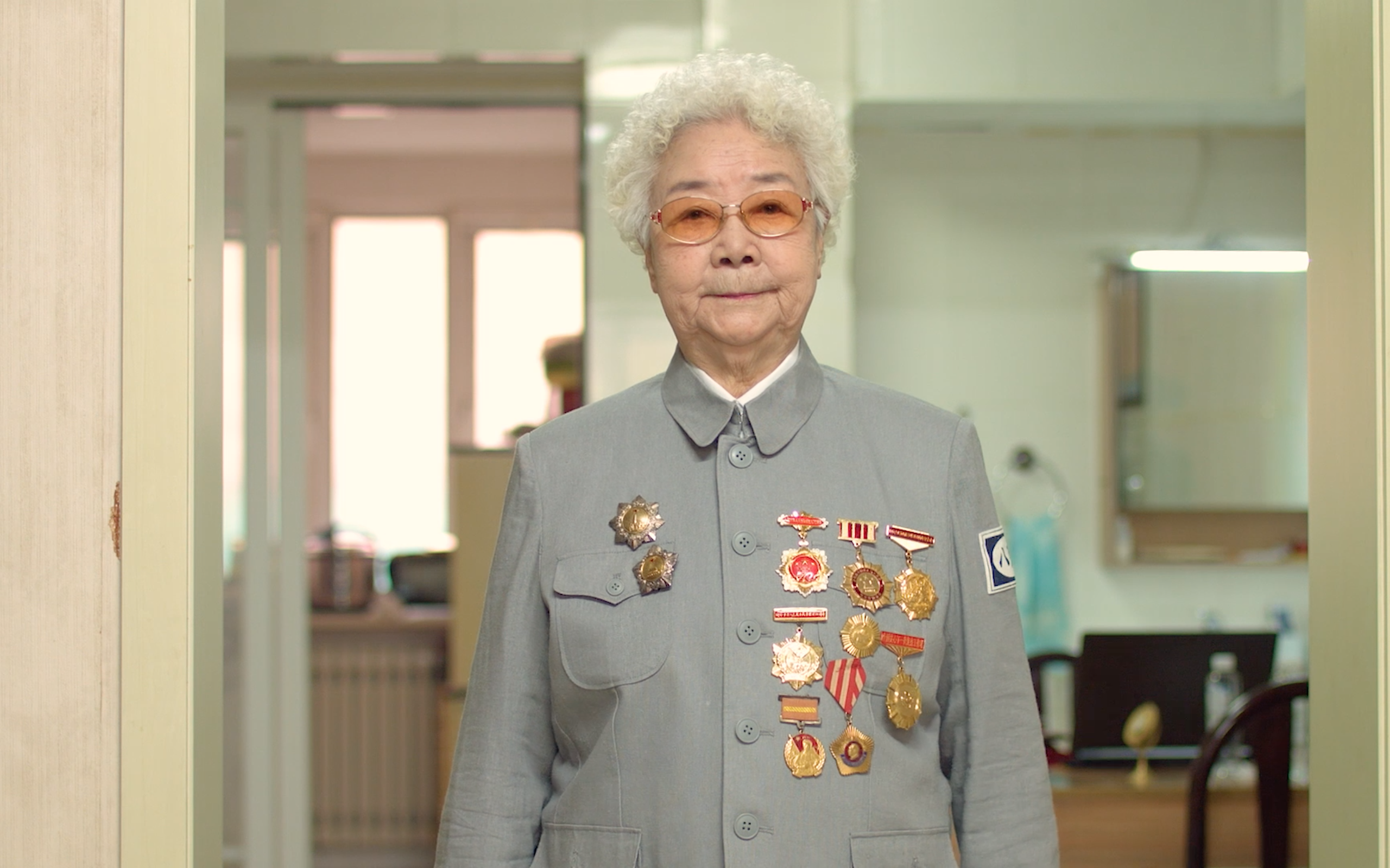 田华他们金光闪闪的履历,值得你注目——第三位的音乐作品,中国人传唱