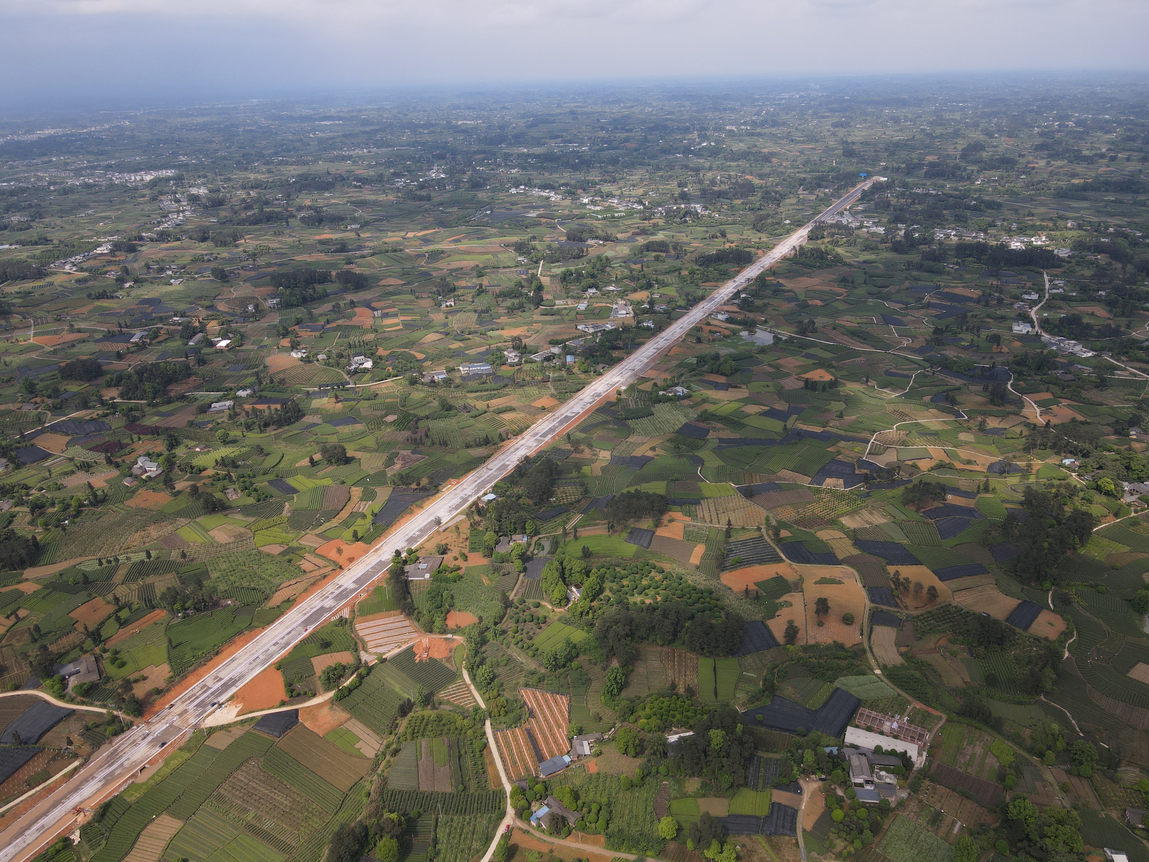 乡村振兴四川以农村公路不断疏通乡村振兴的经脉