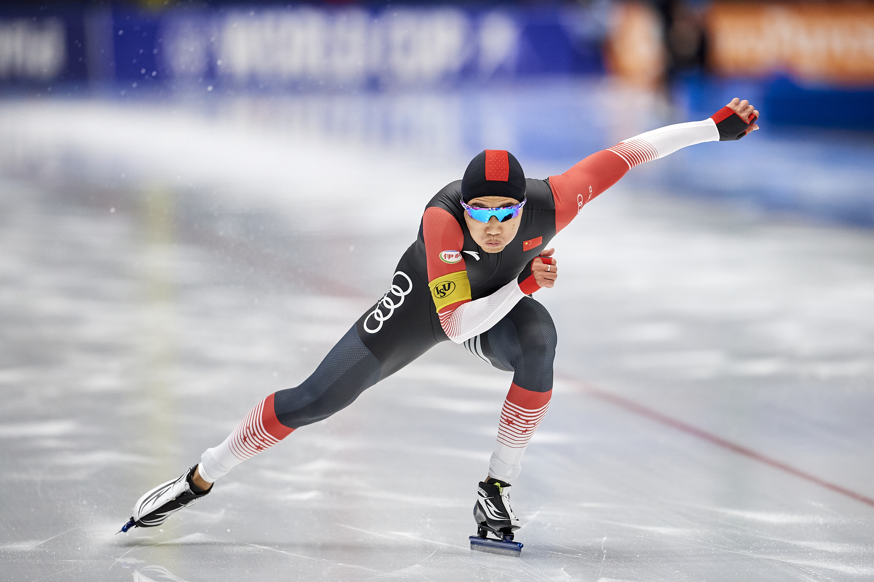 速滑世界杯波兰站高亭宇500米失误列第八