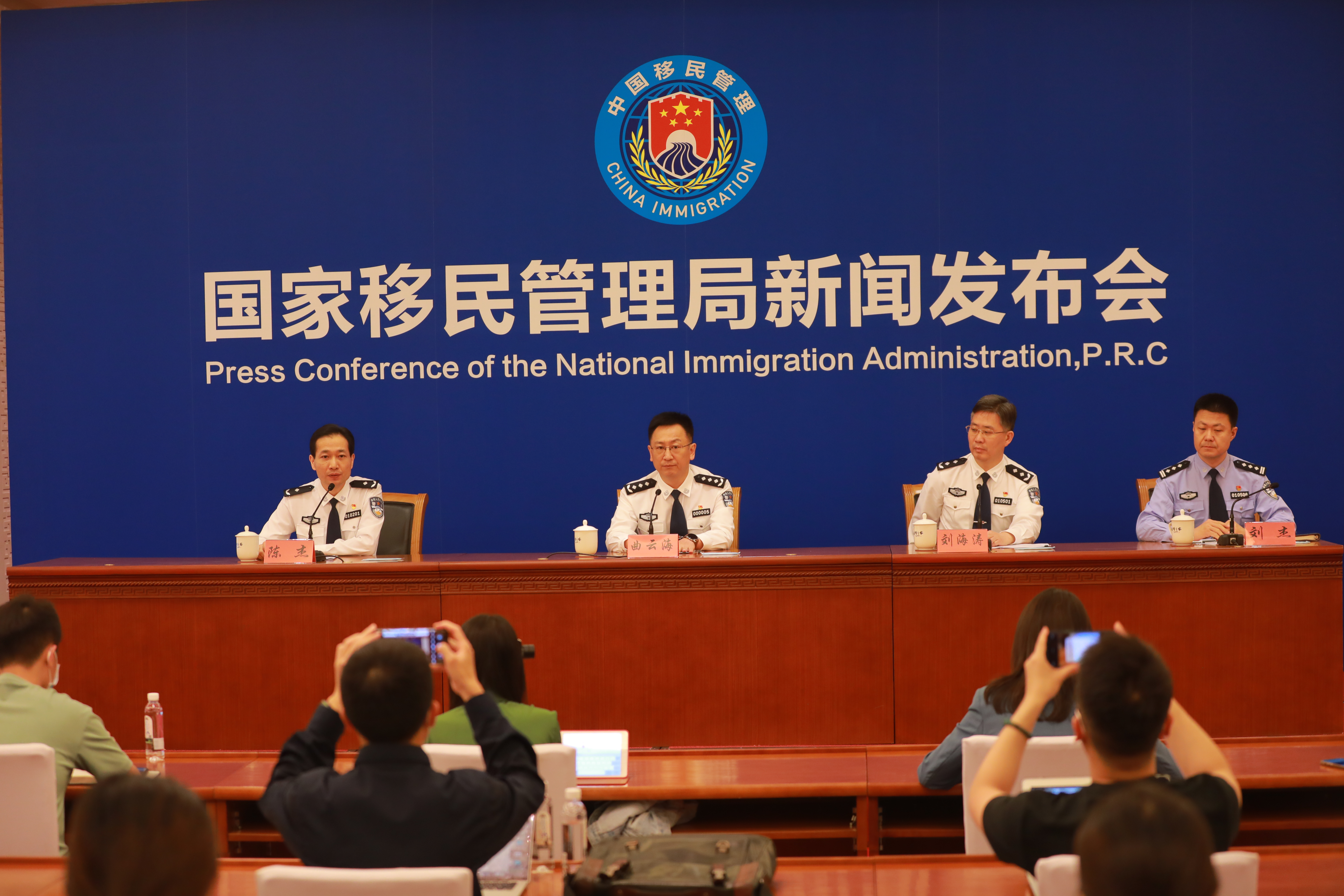 绝不手软国家移民管理局通报部分偷渡典型案例