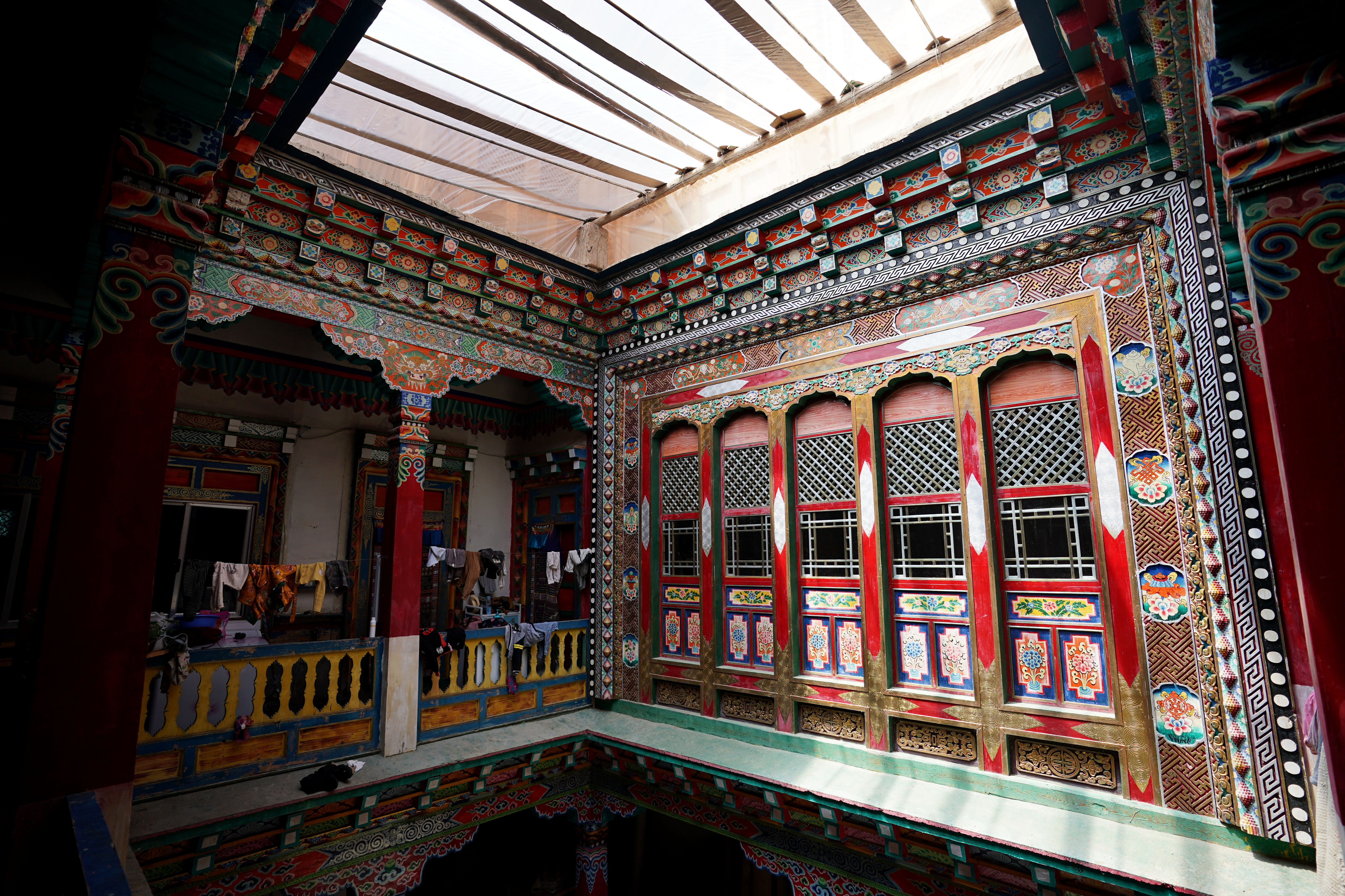 怒江峡谷沿岸的建筑瑰宝东坝民居