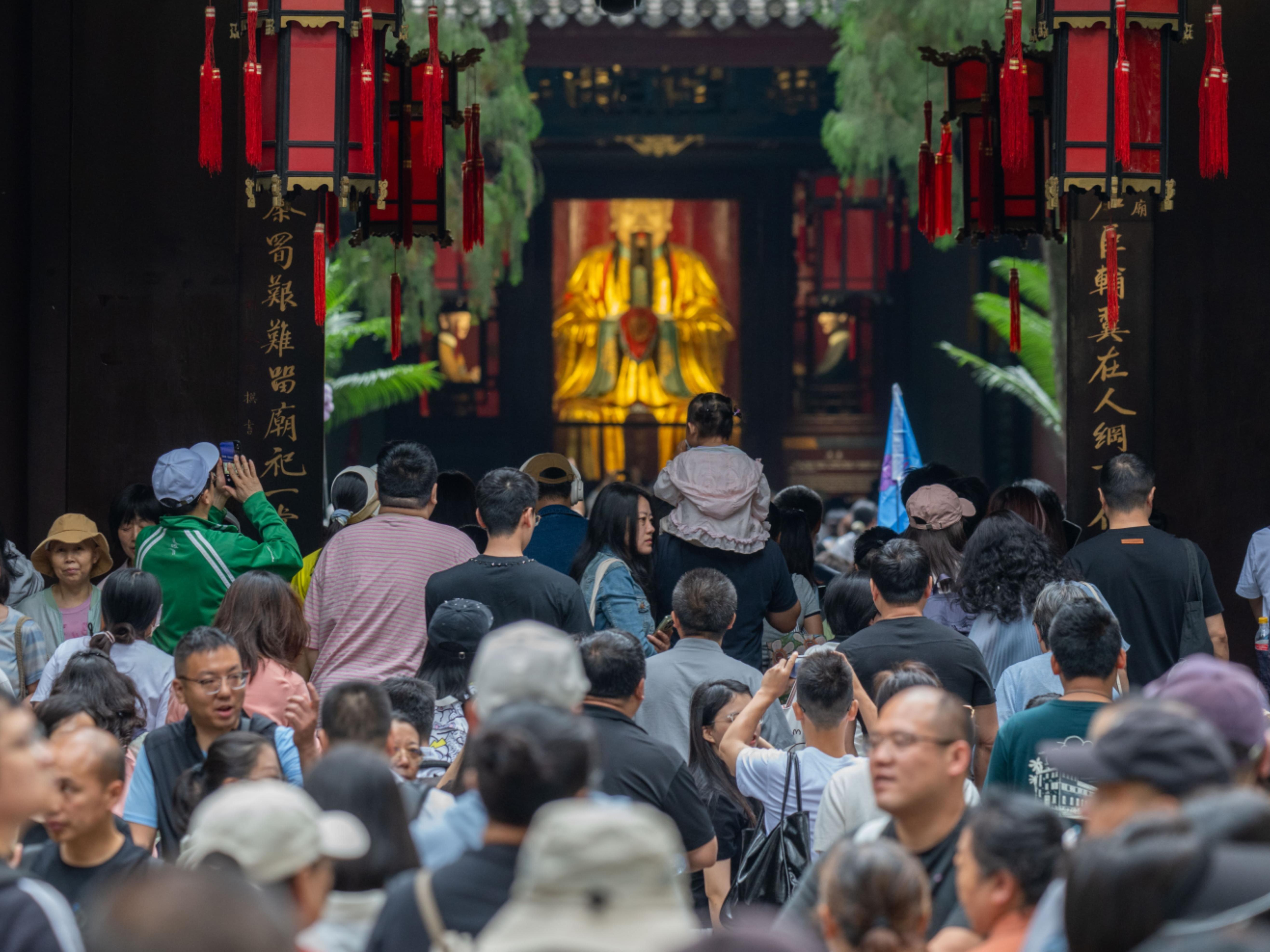 暑期出行“下半场”热度不减，中秋国庆预订已提前“抢跑”