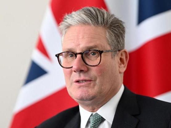 英国首相斯塔默抵达北京 开启4天访华行程