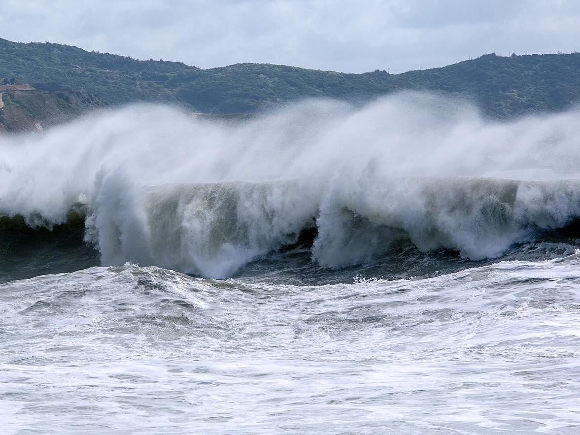 台风“白海豚”强度逐渐减弱 浙皖等地局地有特大暴雨