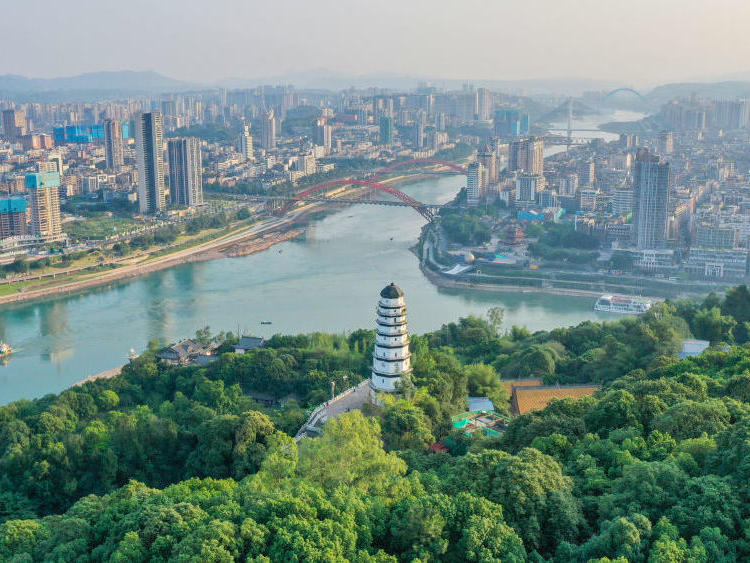 8月多个新规来了！事关飞行学员选拔、快递外卖、新能源汽车维修等事项