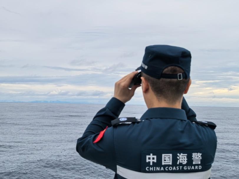 中国海警局新闻发言人就菲位南海多点生事、蓄意挑衅发表谈话